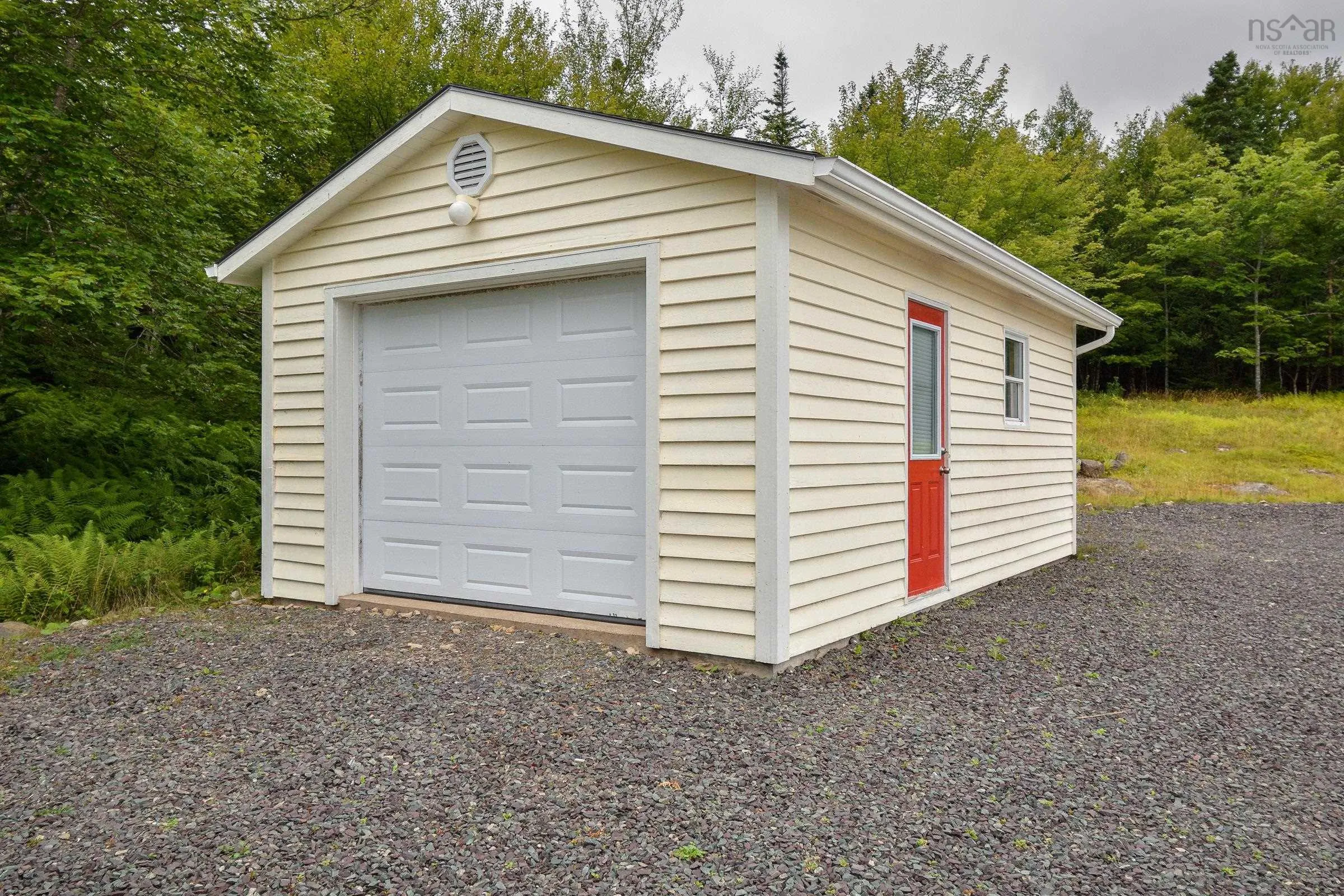 74 6101 Rd (leo’s Lane), Roberta, NS B0E 2K0, 3 Bedrooms Bedrooms, ,3 BathroomsBathrooms,Residential,For Sale,6101 Rd (Leo’s Lane),202419957