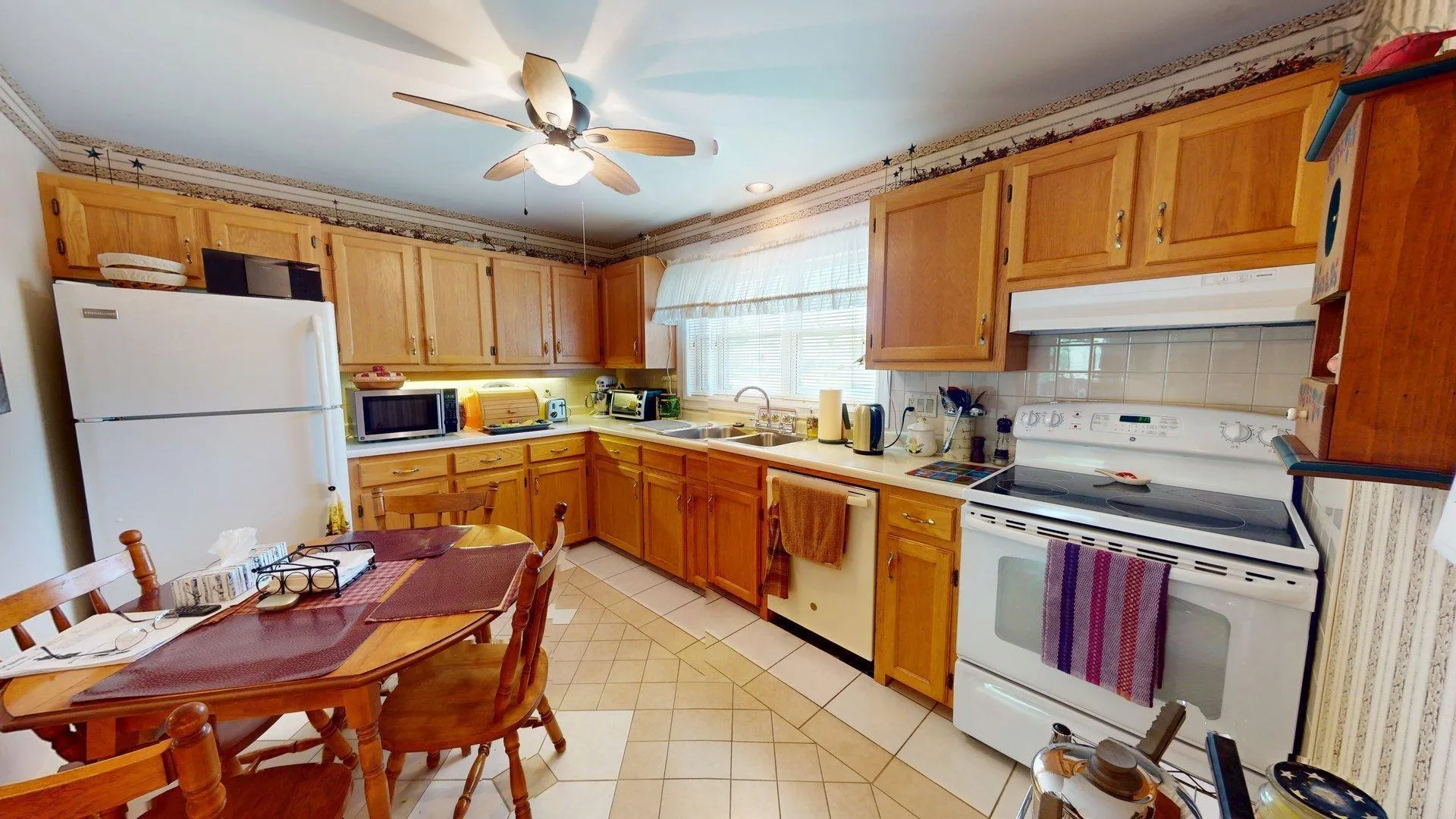 3-20 Connaught Avenue, Middleton, NS B0S 1P0, 3 Bedrooms Bedrooms, ,3 BathroomsBathrooms,Residential,For Sale,Connaught,202521319