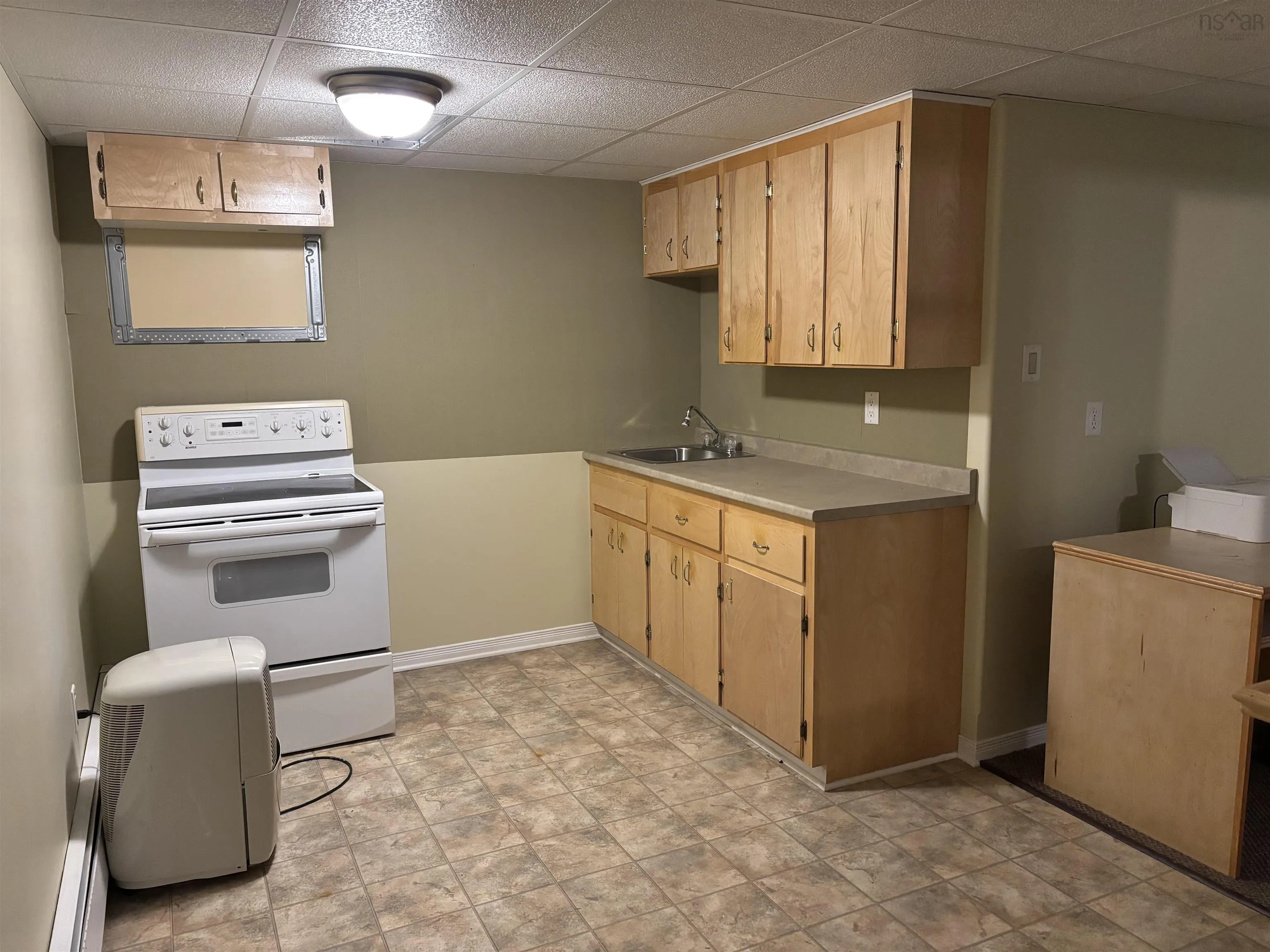 63 Mae Avenue, Sydney Mines, NS B1V 3K8, 4 Bedrooms Bedrooms, ,3 BathroomsBathrooms,Residential,For Sale,Mae Avenue,202522018
