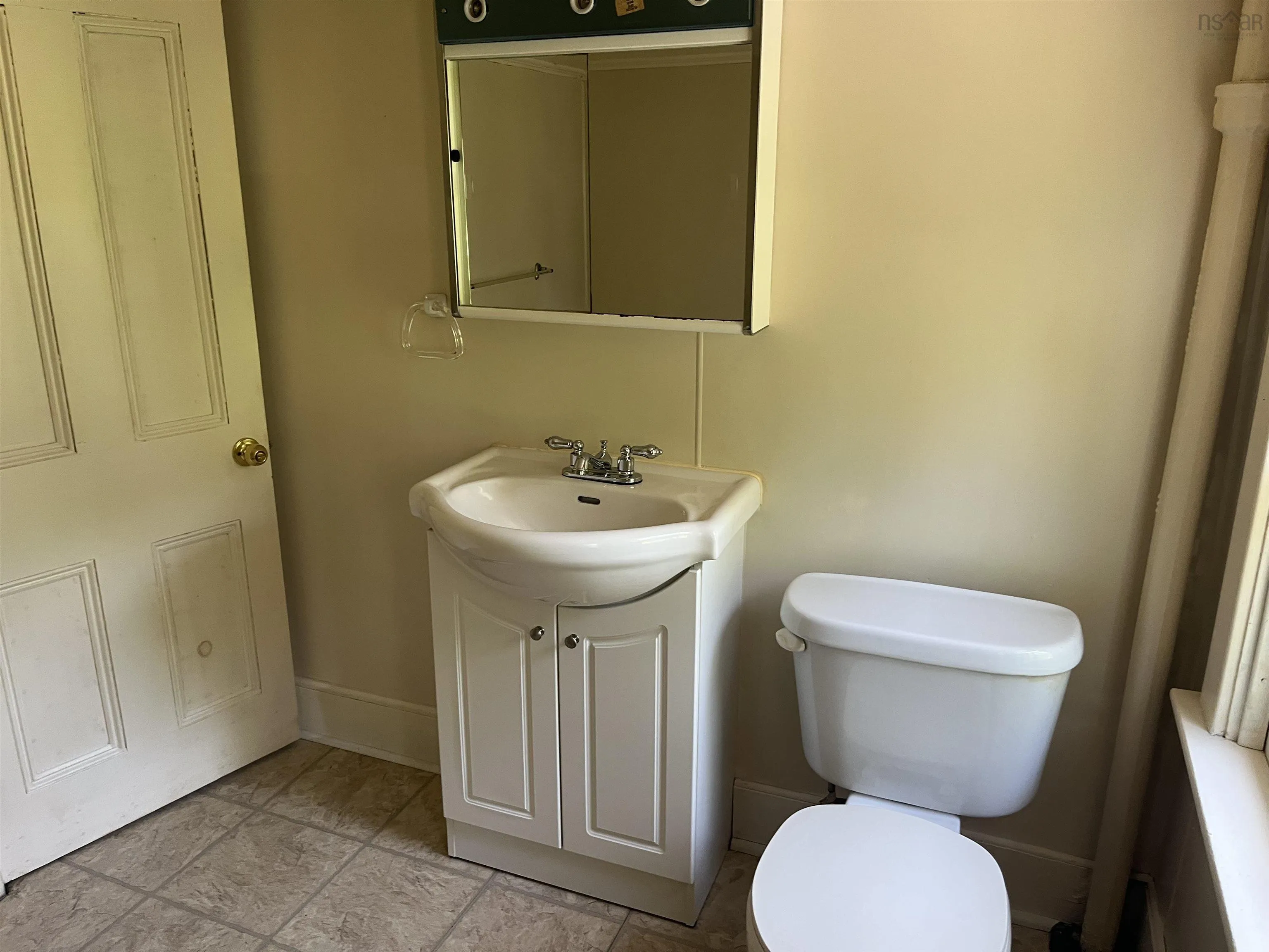 36 Lower Mclean Street, Glace Bay, NS B1A 2K7, 2 Bedrooms Bedrooms, ,2 BathroomsBathrooms,Residential,For Sale,Lower Mclean,202520171