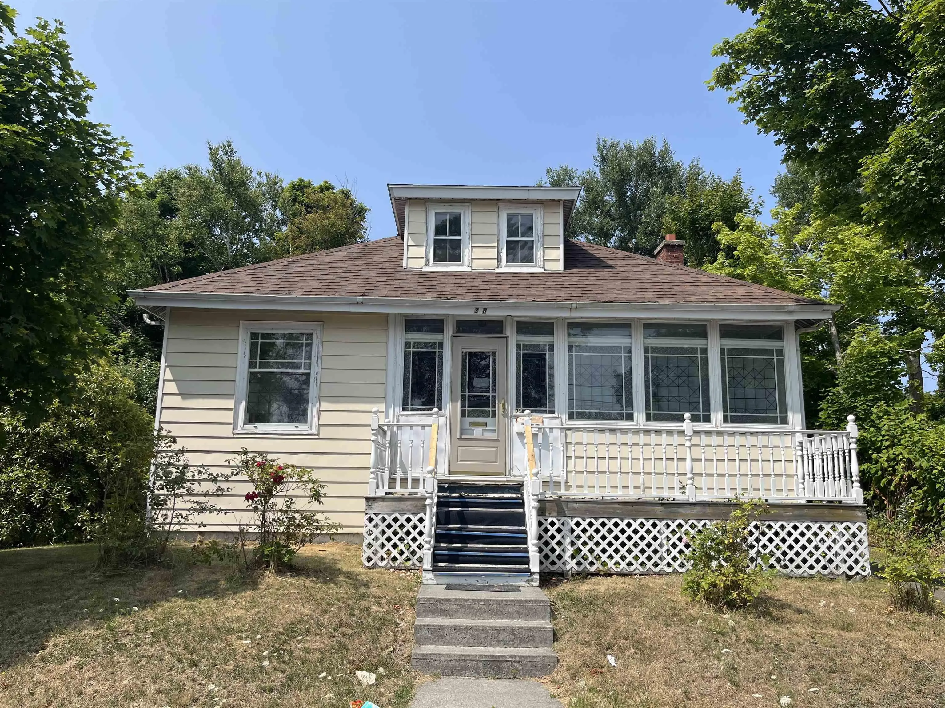 36 Lower Mclean Street, Glace Bay, NS B1A 2K7, 2 Bedrooms Bedrooms, ,2 BathroomsBathrooms,Residential,For Sale,Lower Mclean,202520171