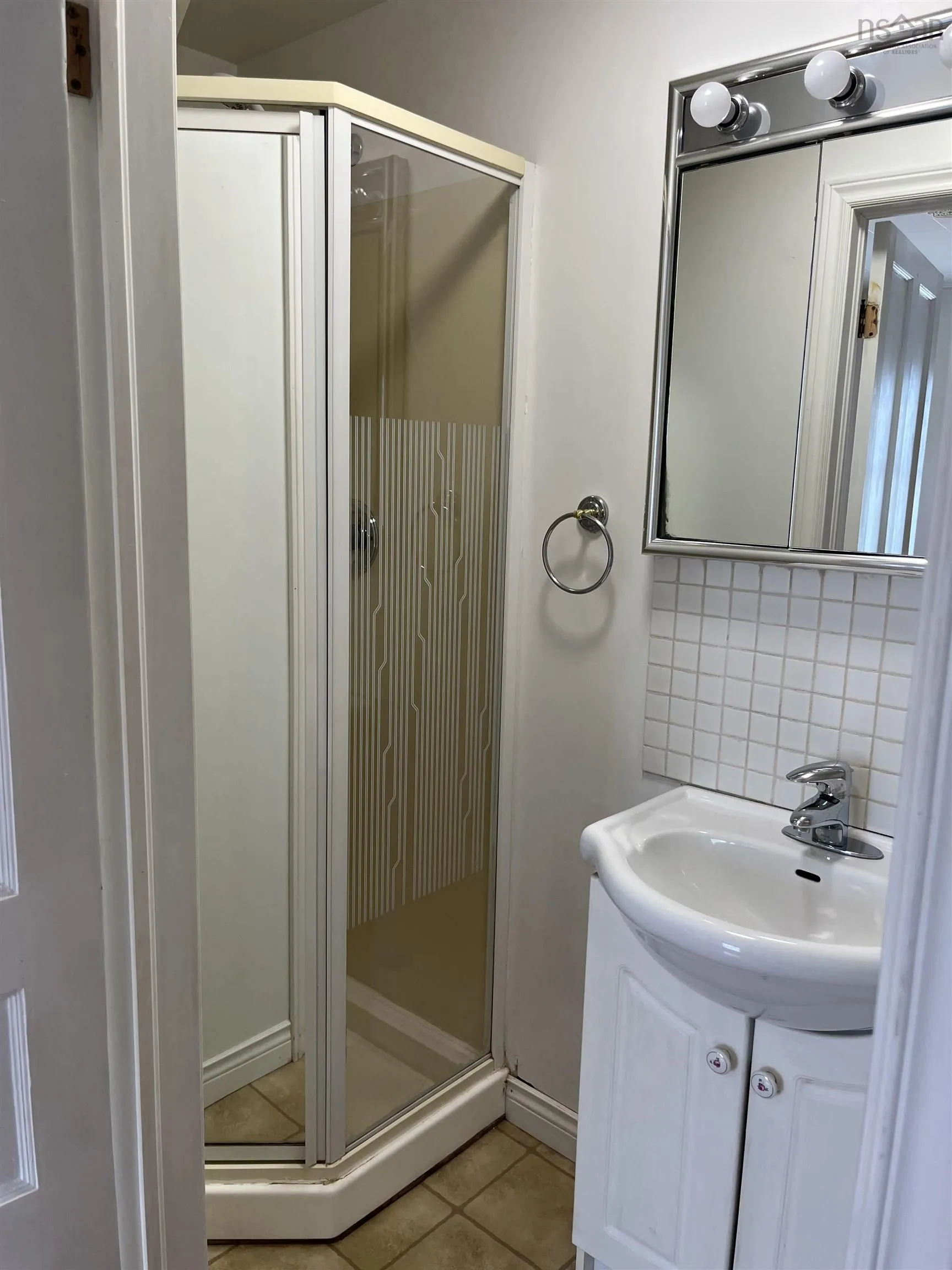 36 Lower Mclean Street, Glace Bay, NS B1A 2K7, 2 Bedrooms Bedrooms, ,2 BathroomsBathrooms,Residential,For Sale,Lower Mclean,202520171
