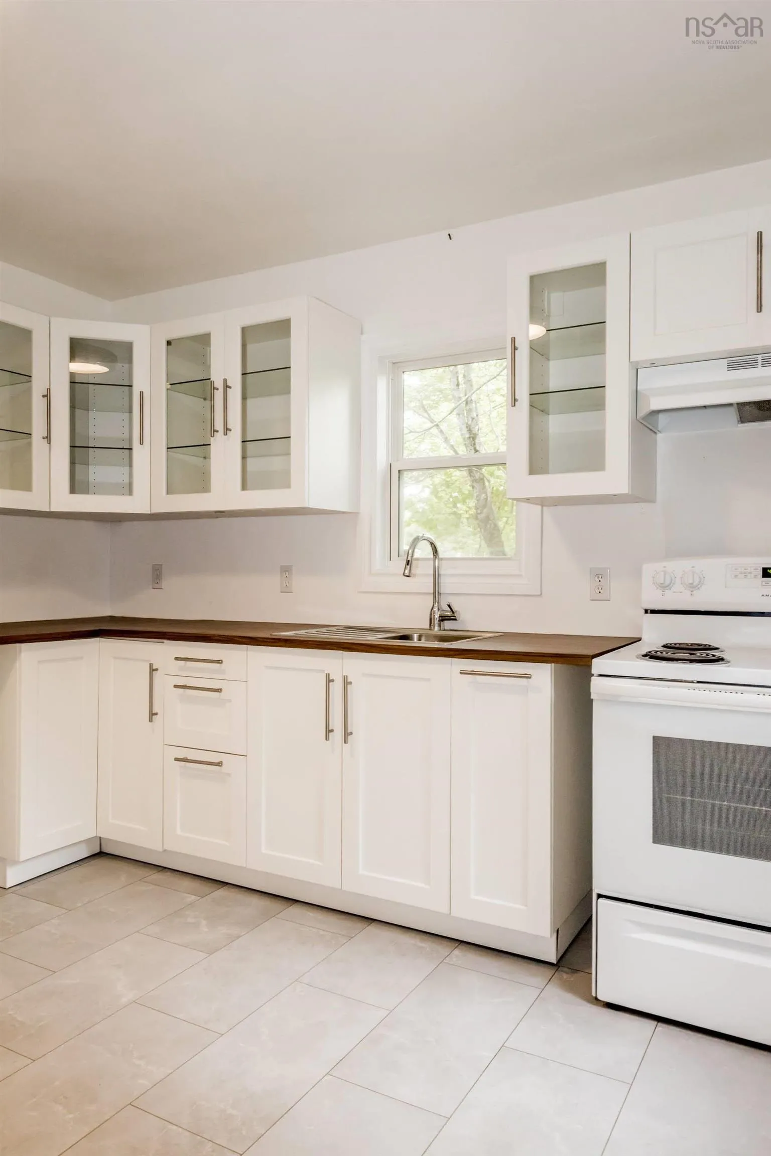 1417 Park Road, Kingston, NS B0P 1R0, 2 Bedrooms Bedrooms, ,1 BathroomBathrooms,Residential,For Sale,Park,202522861