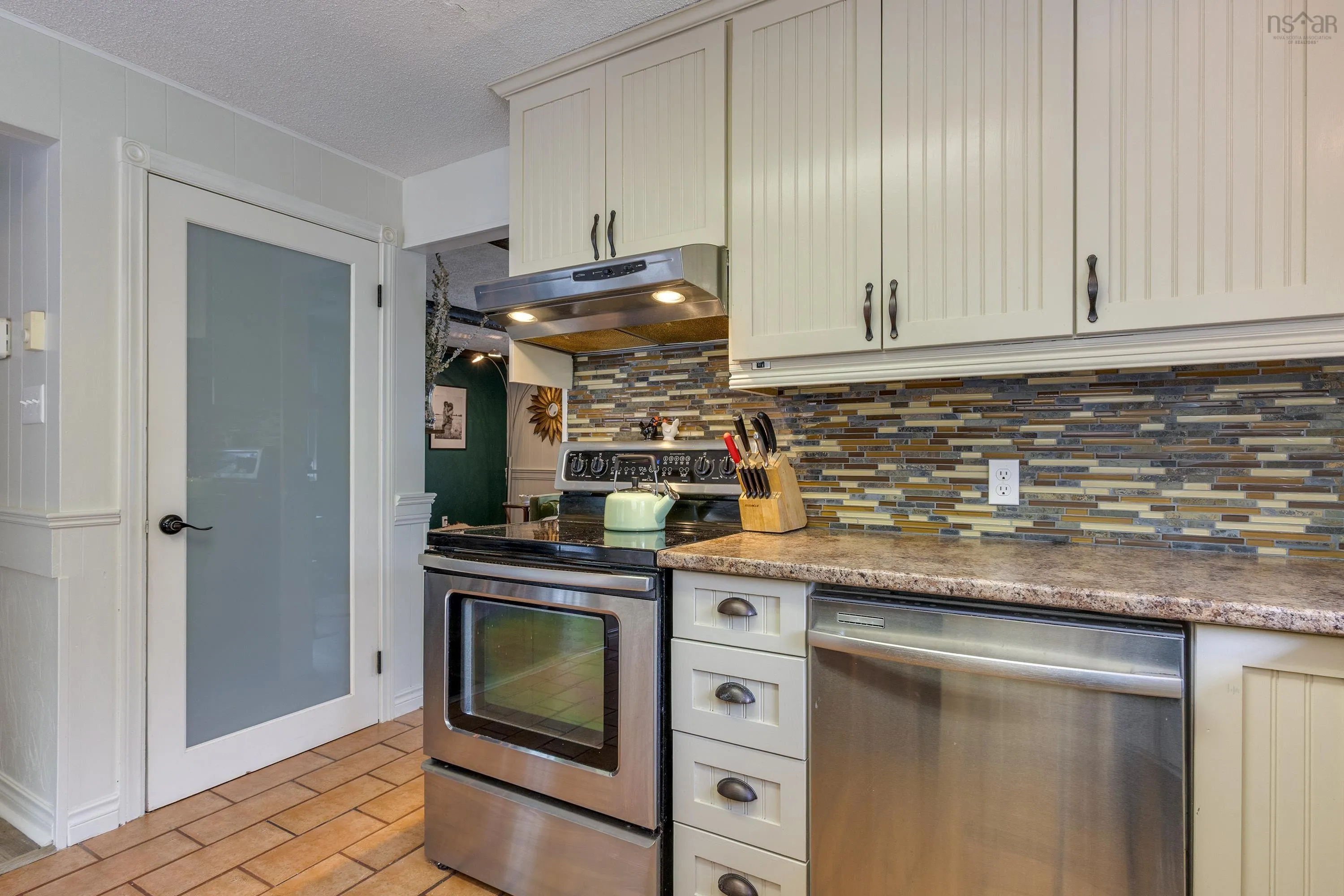 1555 Highway 2, Milford, NS B0N 1Y0, 4 Bedrooms Bedrooms, ,3 BathroomsBathrooms,Residential,For Sale,Highway 2,202522315