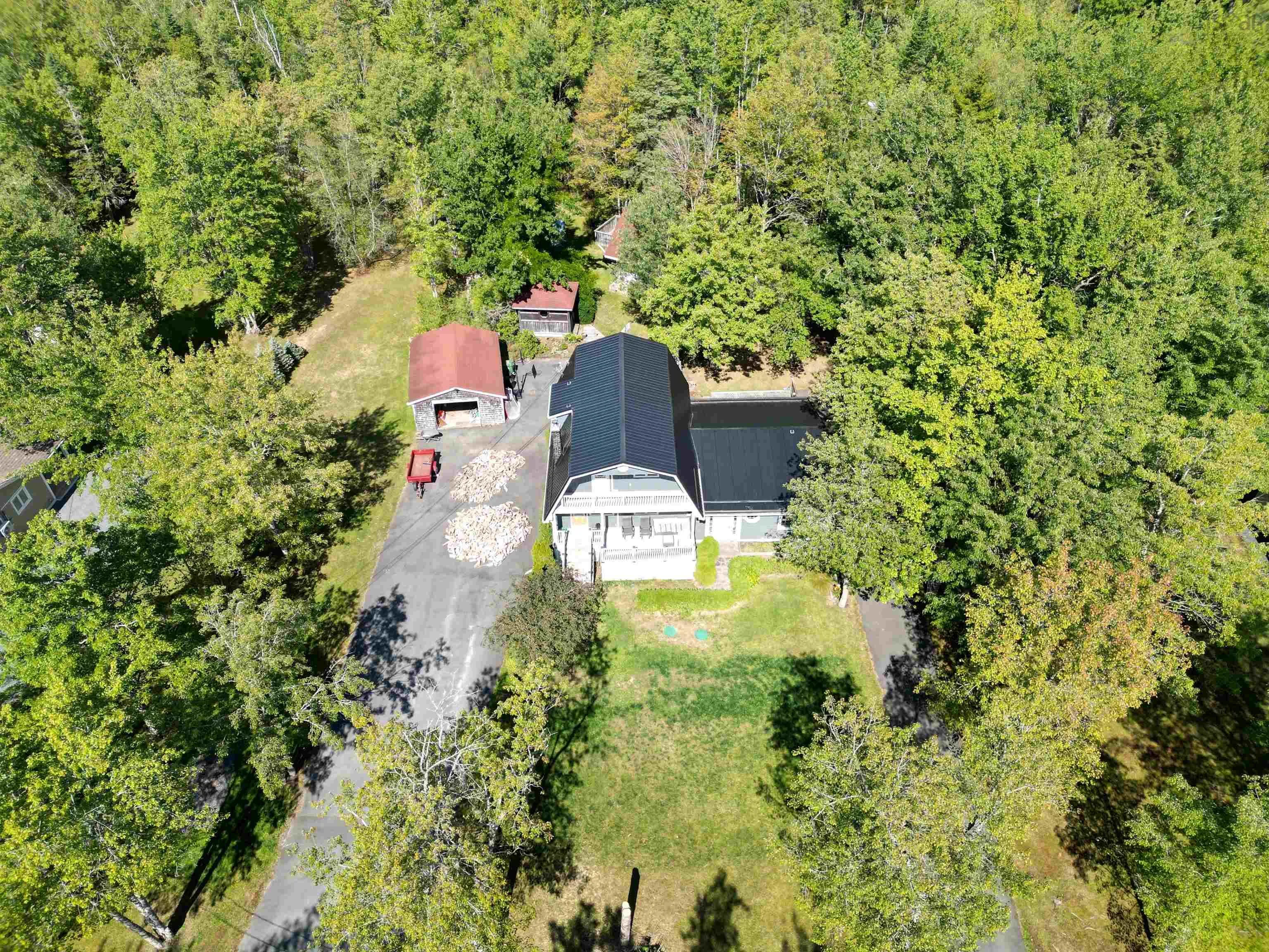1555 Highway 2, Milford, NS B0N 1Y0, 4 Bedrooms Bedrooms, ,3 BathroomsBathrooms,Residential,For Sale,Highway 2,202522315