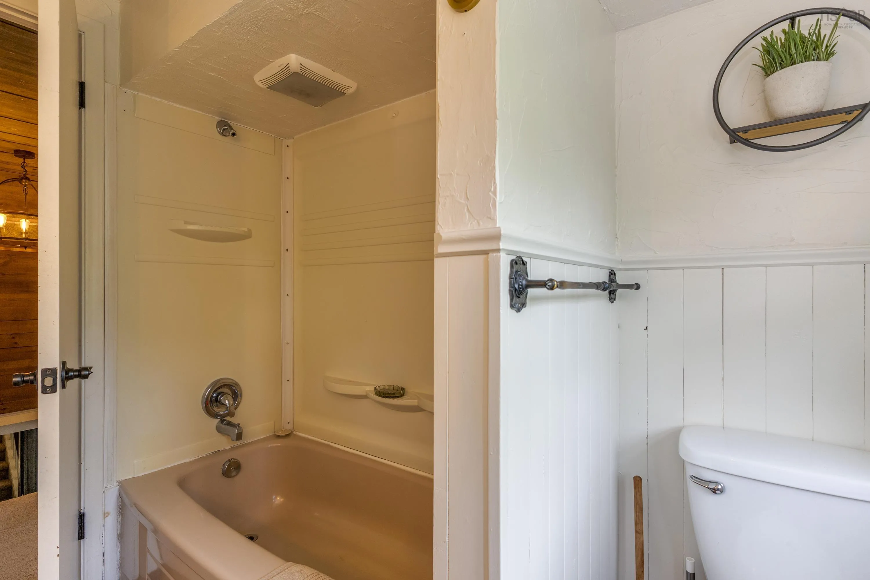 1555 Highway 2, Milford, NS B0N 1Y0, 4 Bedrooms Bedrooms, ,3 BathroomsBathrooms,Residential,For Sale,Highway 2,202522315
