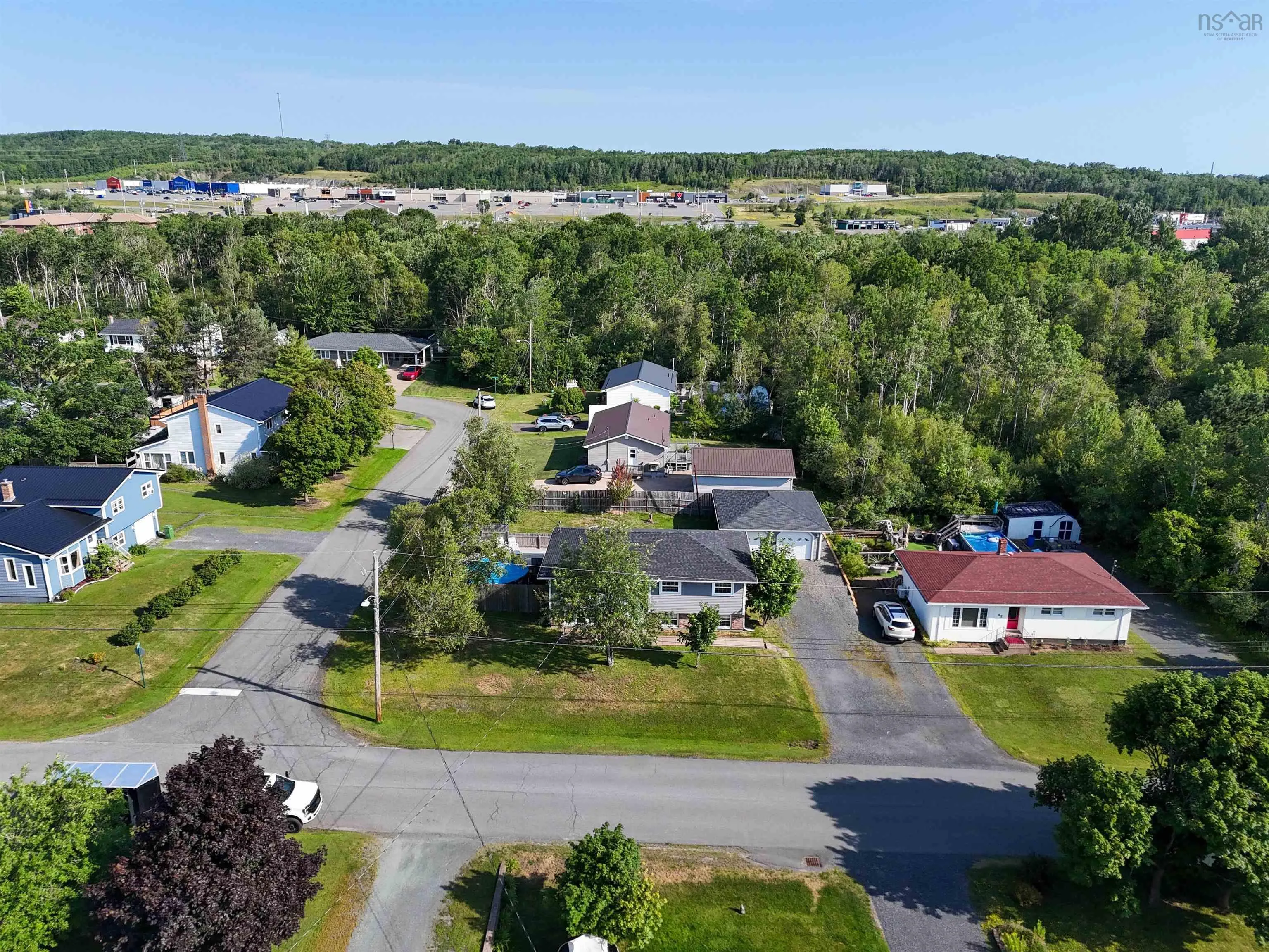 44 St Bernard Street, Stellarton, NS B0K 1S0, 4 Bedrooms Bedrooms, ,2 BathroomsBathrooms,Residential,For Sale,St Bernard,202519281