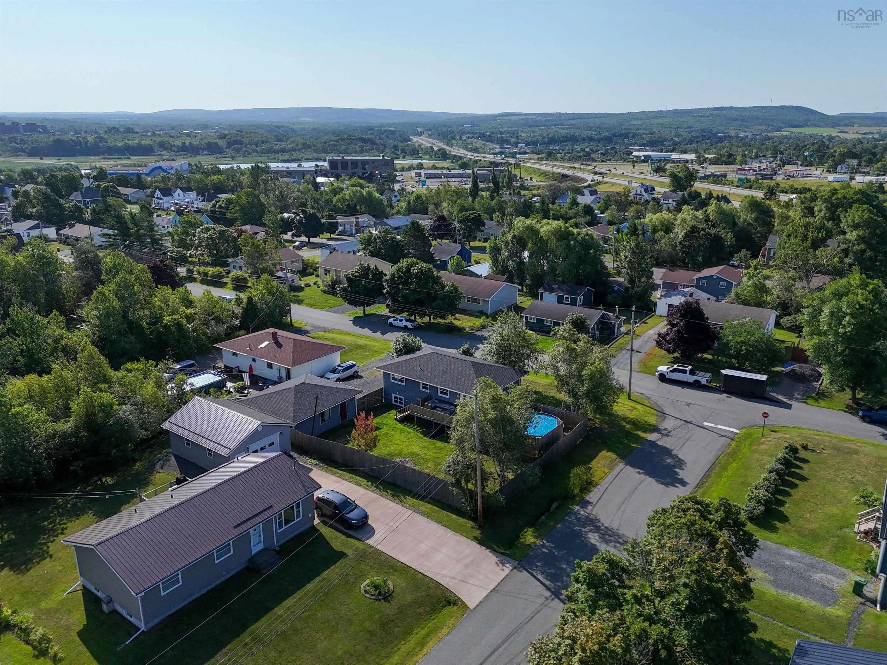 44 St Bernard Street, Stellarton, NS B0K 1S0, 4 Bedrooms Bedrooms, ,2 BathroomsBathrooms,Residential,For Sale,St Bernard,202519281