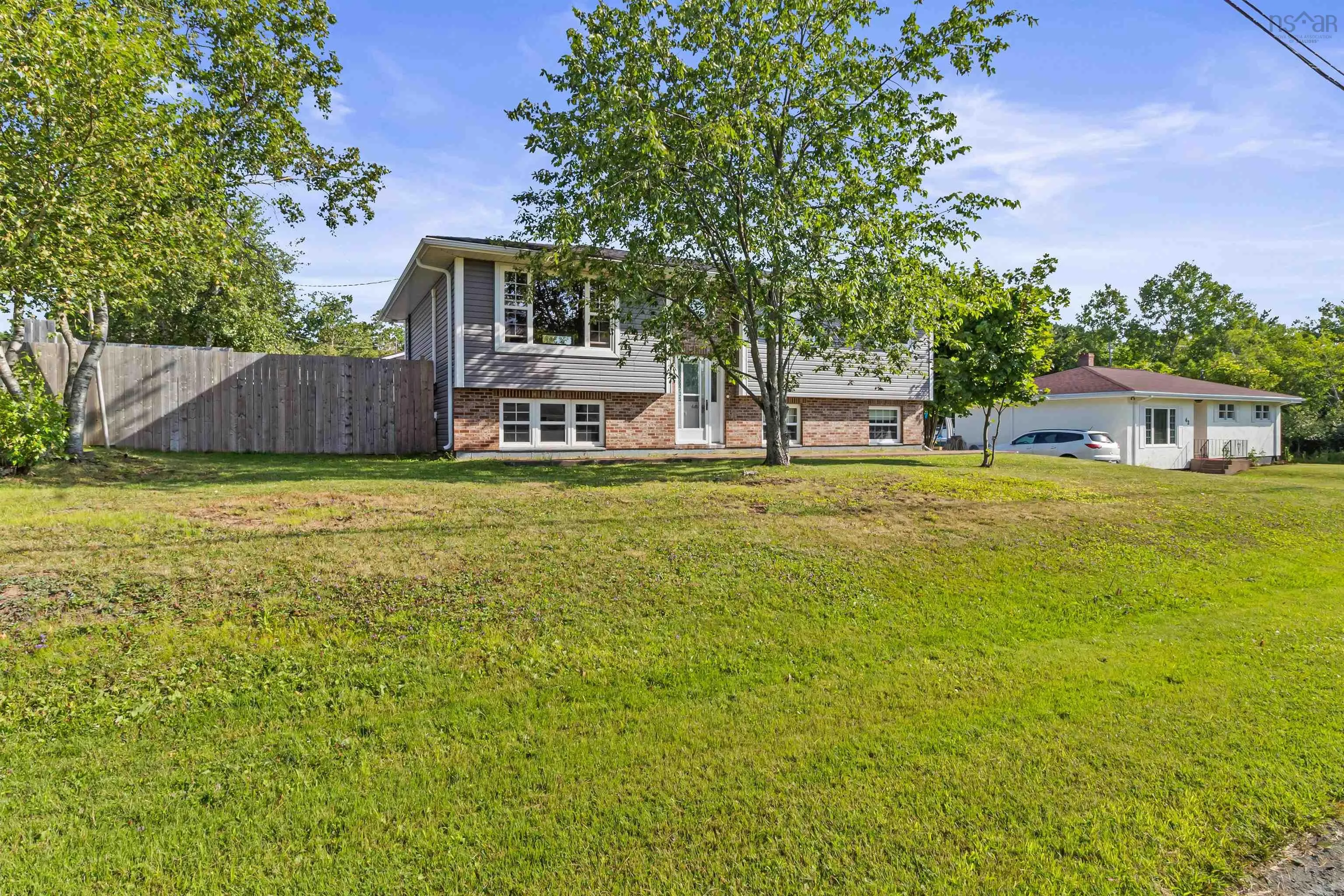 44 St Bernard Street, Stellarton, NS B0K 1S0, 4 Bedrooms Bedrooms, ,2 BathroomsBathrooms,Residential,For Sale,St Bernard,202519281