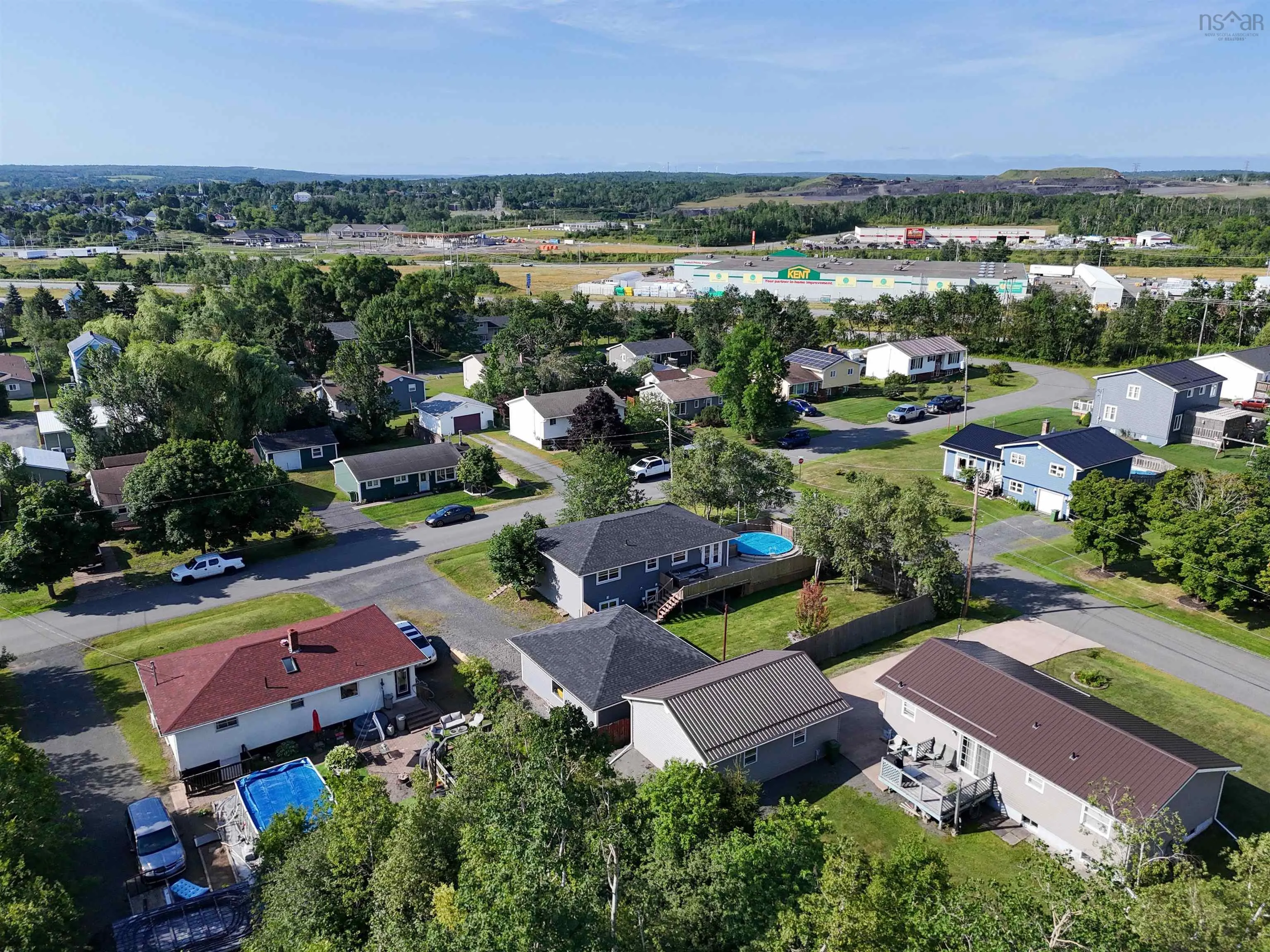 44 St Bernard Street, Stellarton, NS B0K 1S0, 4 Bedrooms Bedrooms, ,2 BathroomsBathrooms,Residential,For Sale,St Bernard,202519281