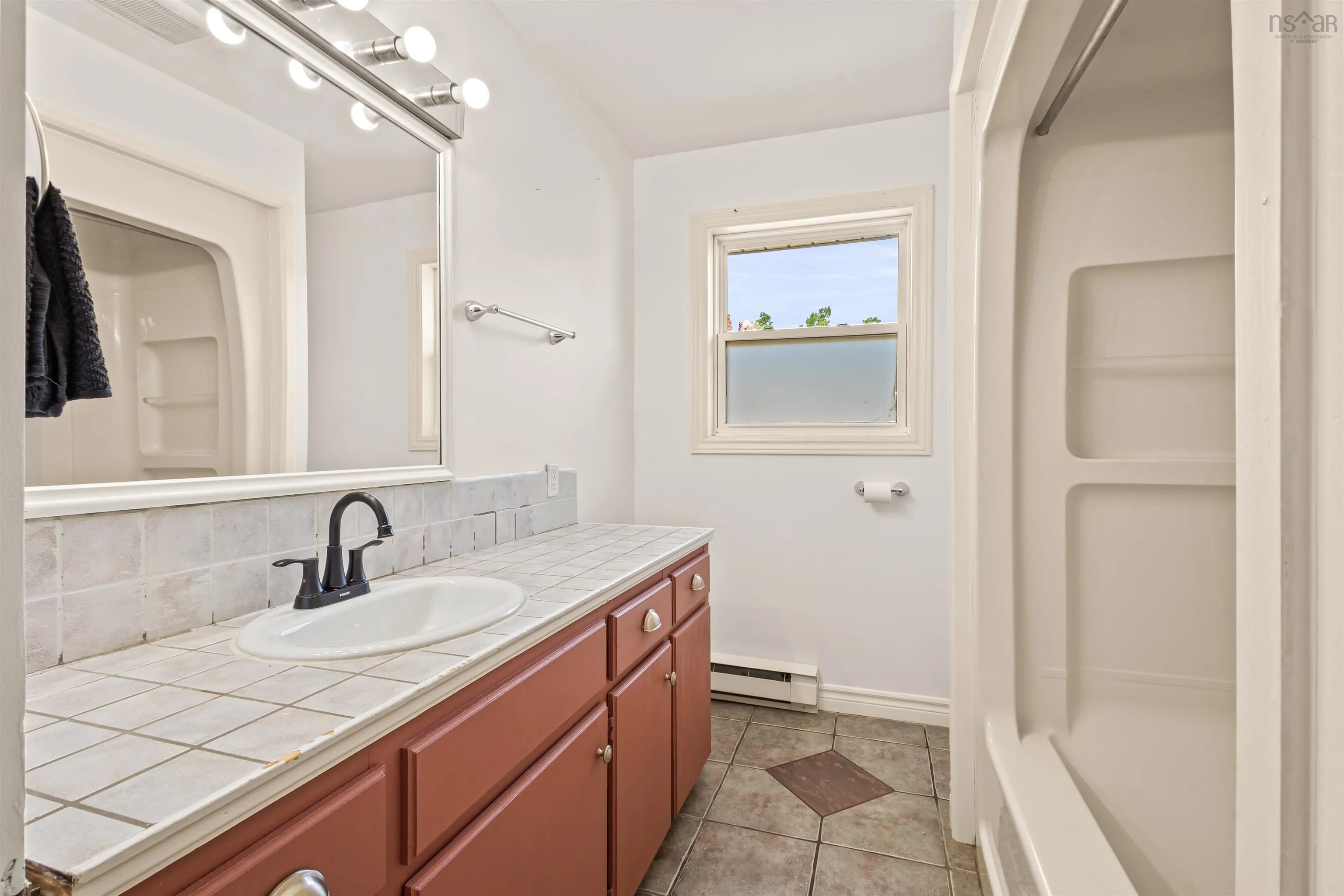 44 St Bernard Street, Stellarton, NS B0K 1S0, 4 Bedrooms Bedrooms, ,2 BathroomsBathrooms,Residential,For Sale,St Bernard,202519281