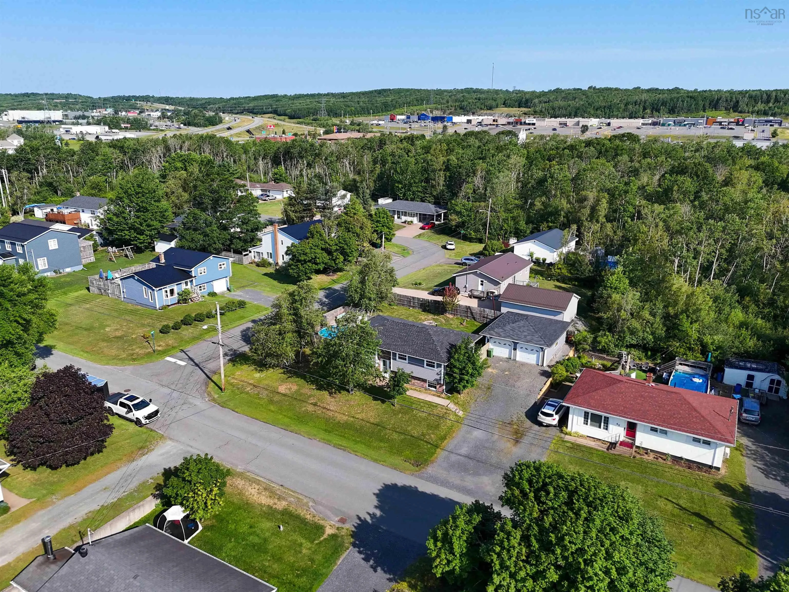 44 St Bernard Street, Stellarton, NS B0K 1S0, 4 Bedrooms Bedrooms, ,2 BathroomsBathrooms,Residential,For Sale,St Bernard,202519281