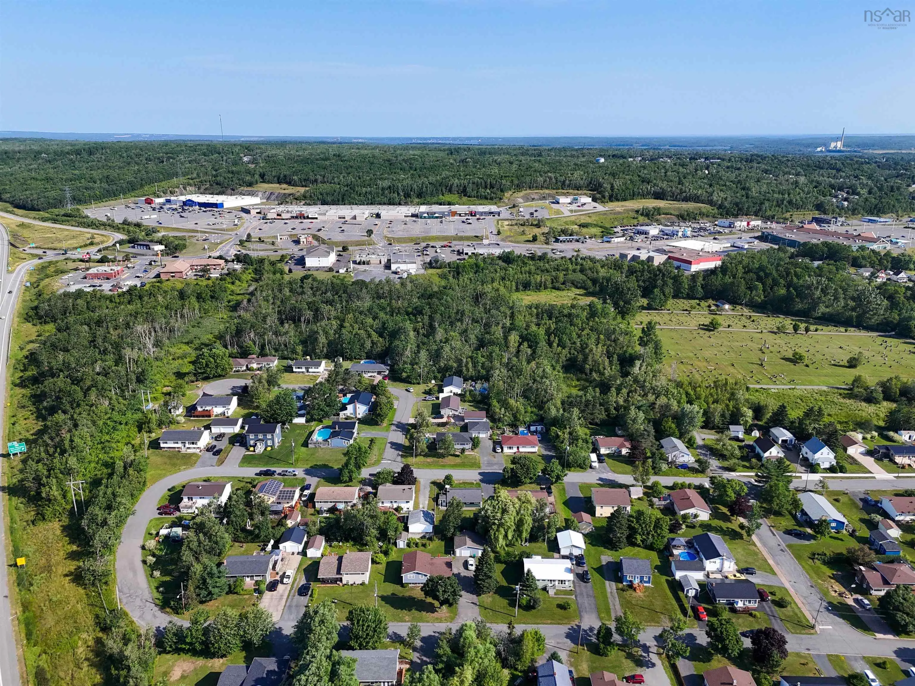 44 St Bernard Street, Stellarton, NS B0K 1S0, 4 Bedrooms Bedrooms, ,2 BathroomsBathrooms,Residential,For Sale,St Bernard,202519281