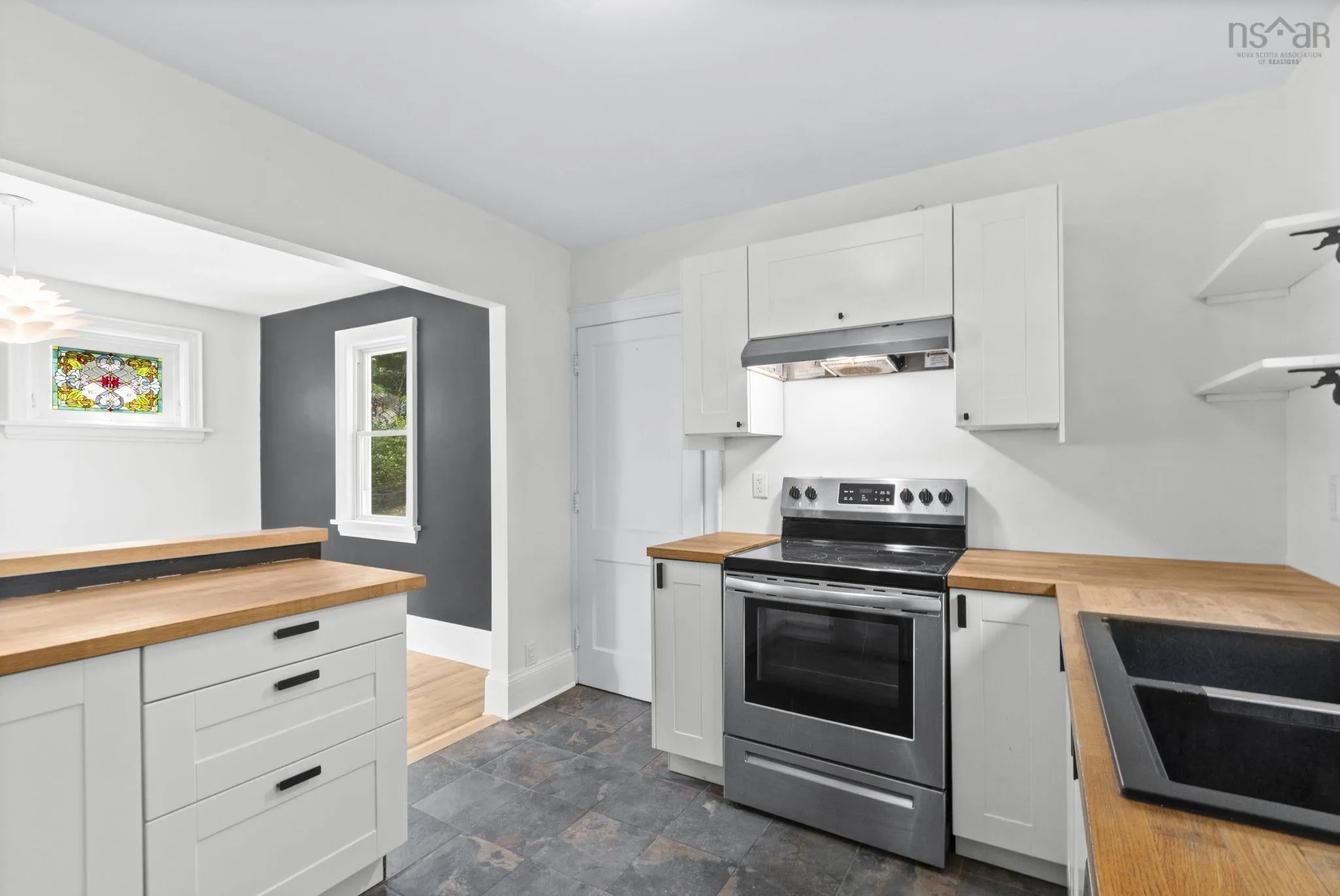 44 Dakin Drive, Halifax Ns B3m 2c9, 3 Bedrooms Bedrooms, ,2 BathroomsBathrooms,Residential,For Sale,Dakin,202509340