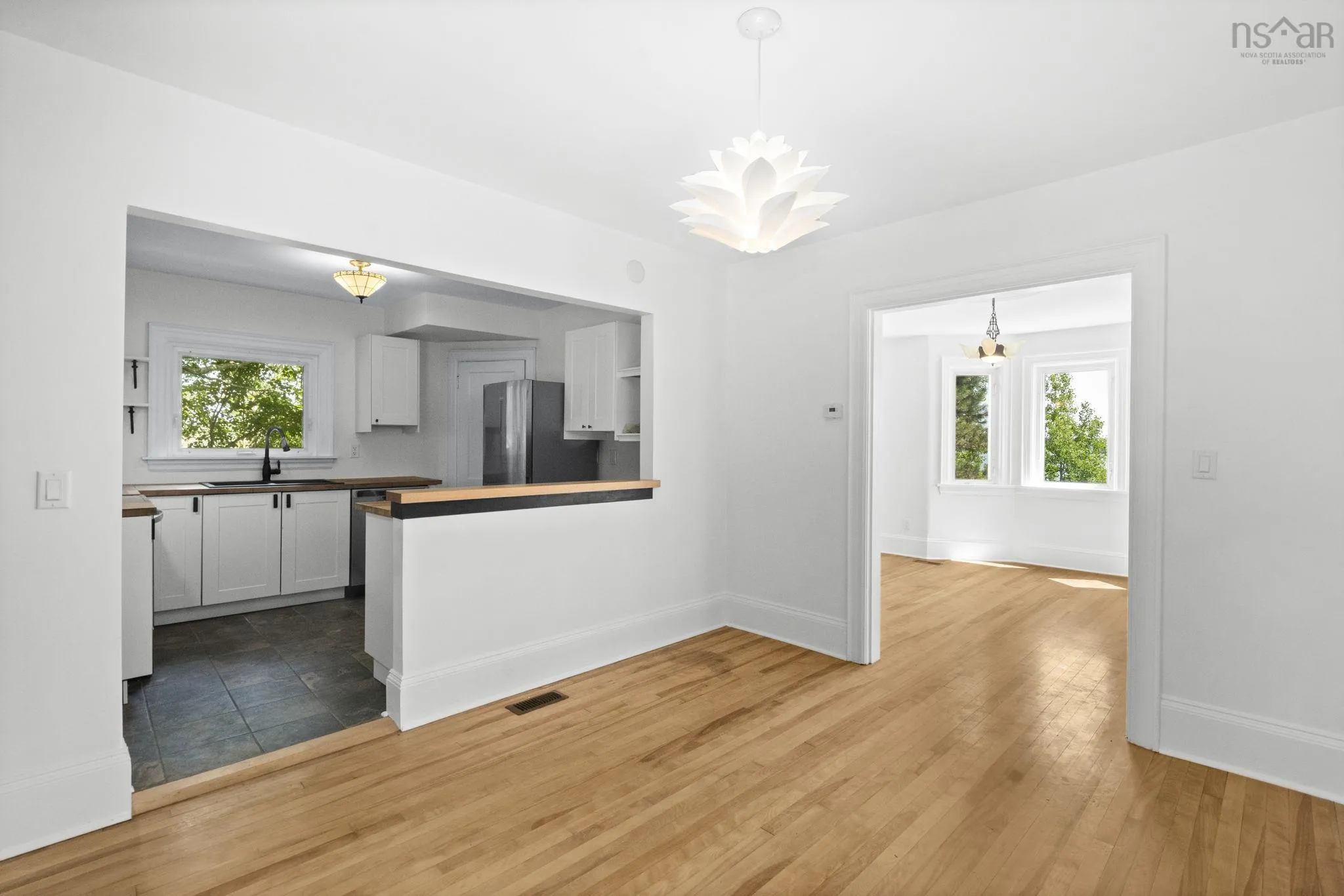 44 Dakin Drive, Halifax Ns B3m 2c9, 3 Bedrooms Bedrooms, ,2 BathroomsBathrooms,Residential,For Sale,Dakin,202509340