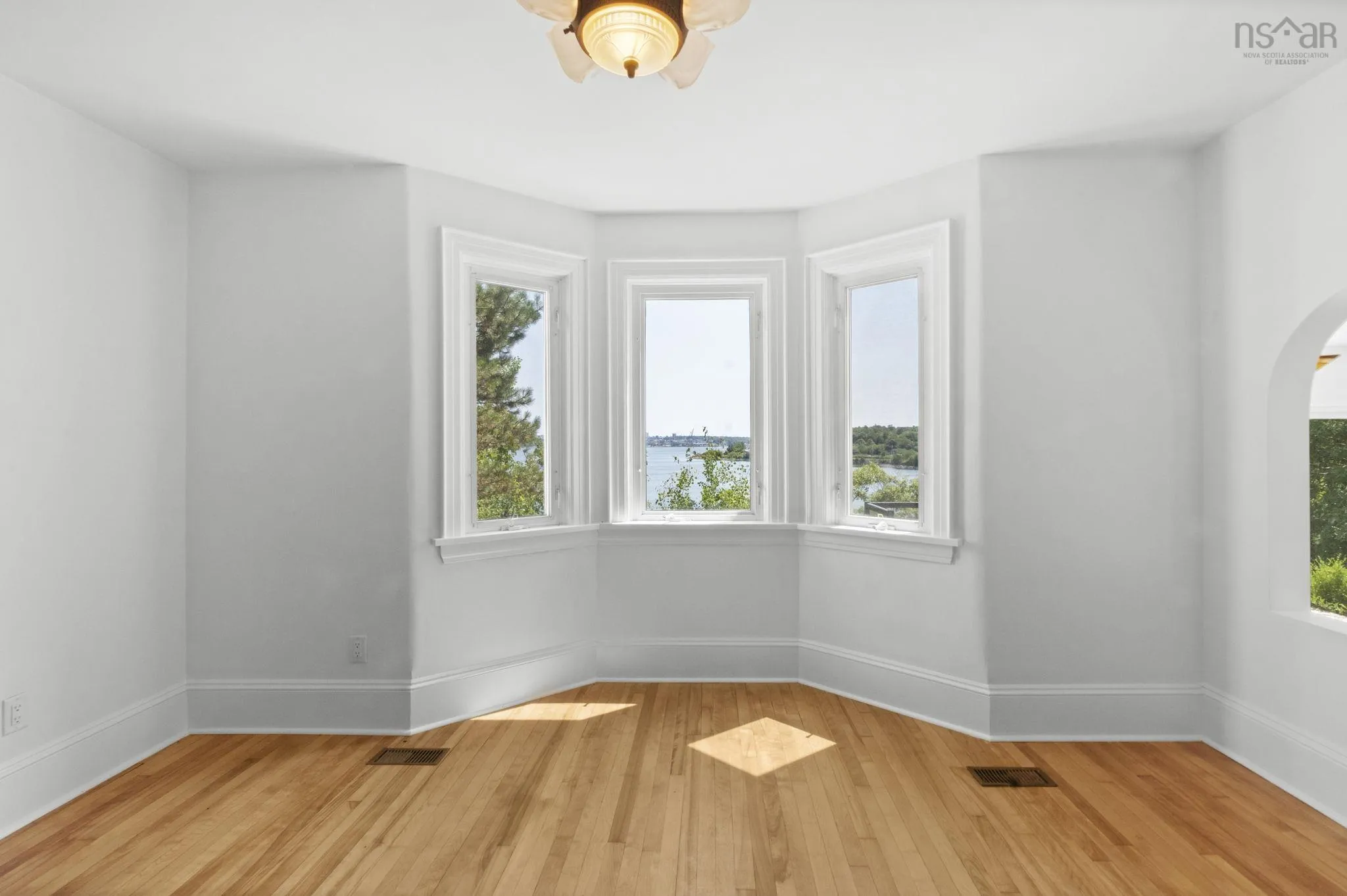 44 Dakin Drive, Halifax Ns B3m 2c9, 3 Bedrooms Bedrooms, ,2 BathroomsBathrooms,Residential,For Sale,Dakin,202509340