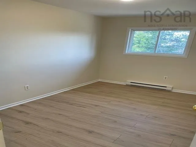 426 Renfrew Street, Dartmouth, NS B2Y 2M5, 3 Bedrooms Bedrooms, ,2 BathroomsBathrooms,Residential,For Sale,Renfrew,202521405