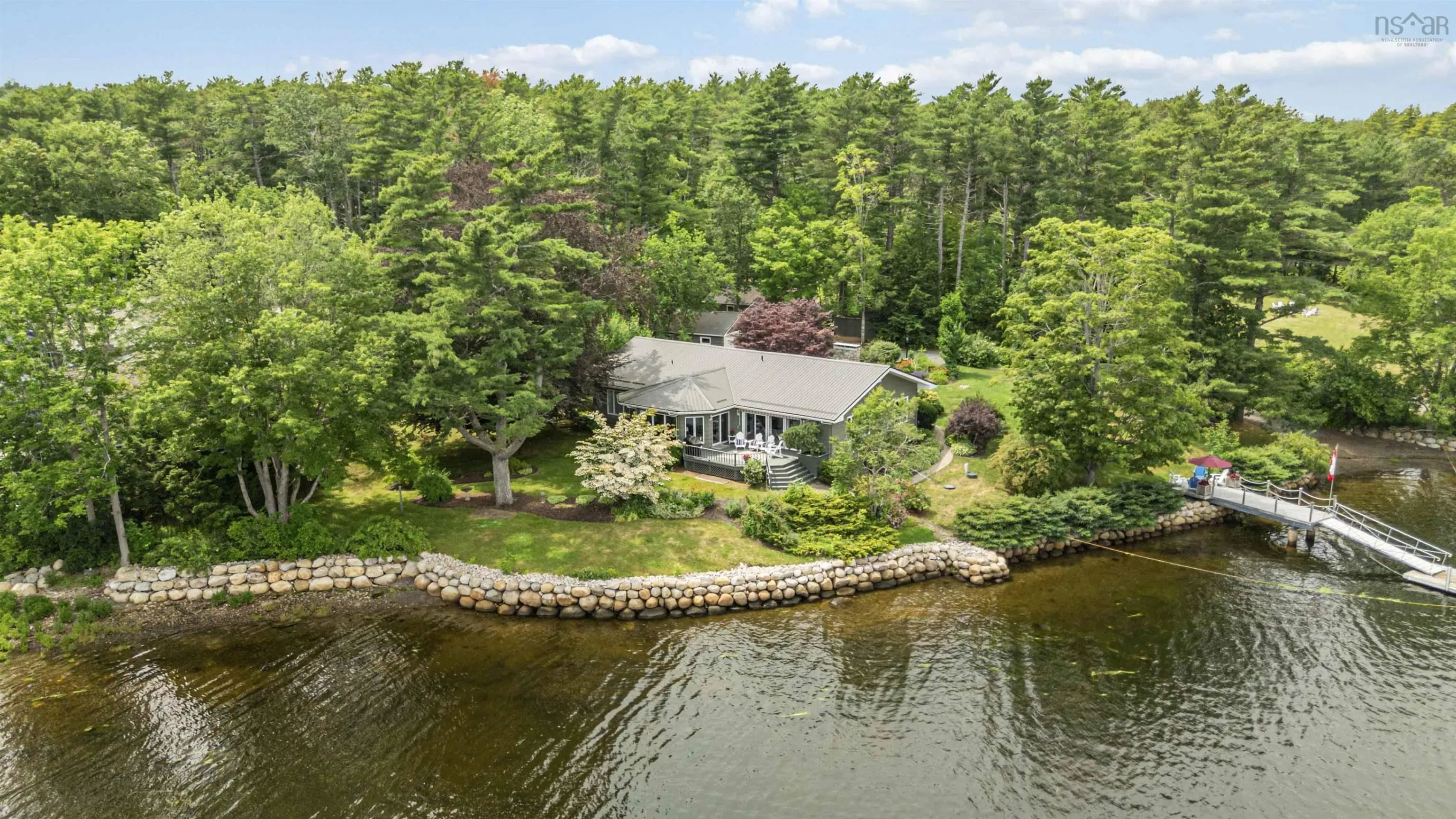 1243 Highway 331, Conquerall Bank, NS B0R 1G0, 3 Bedrooms Bedrooms, ,4 BathroomsBathrooms,Residential,For Sale,Highway 331,202518030