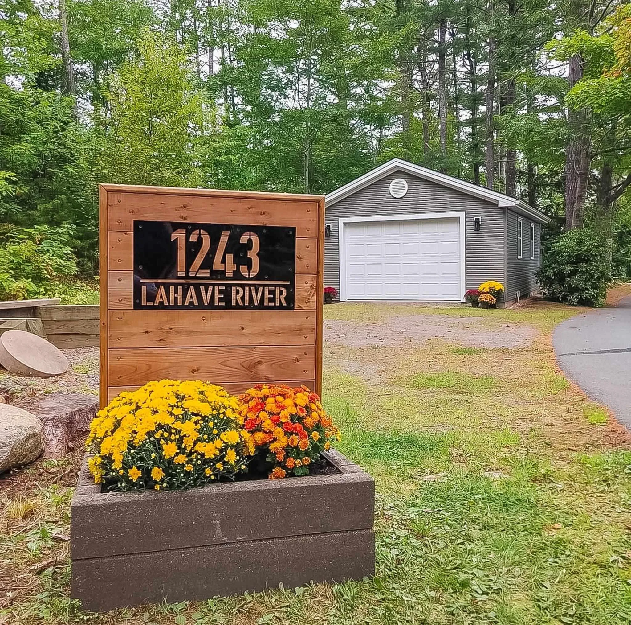 1243 Highway 331, Conquerall Bank, NS B0R 1G0, 3 Bedrooms Bedrooms, ,4 BathroomsBathrooms,Residential,For Sale,Highway 331,202518030