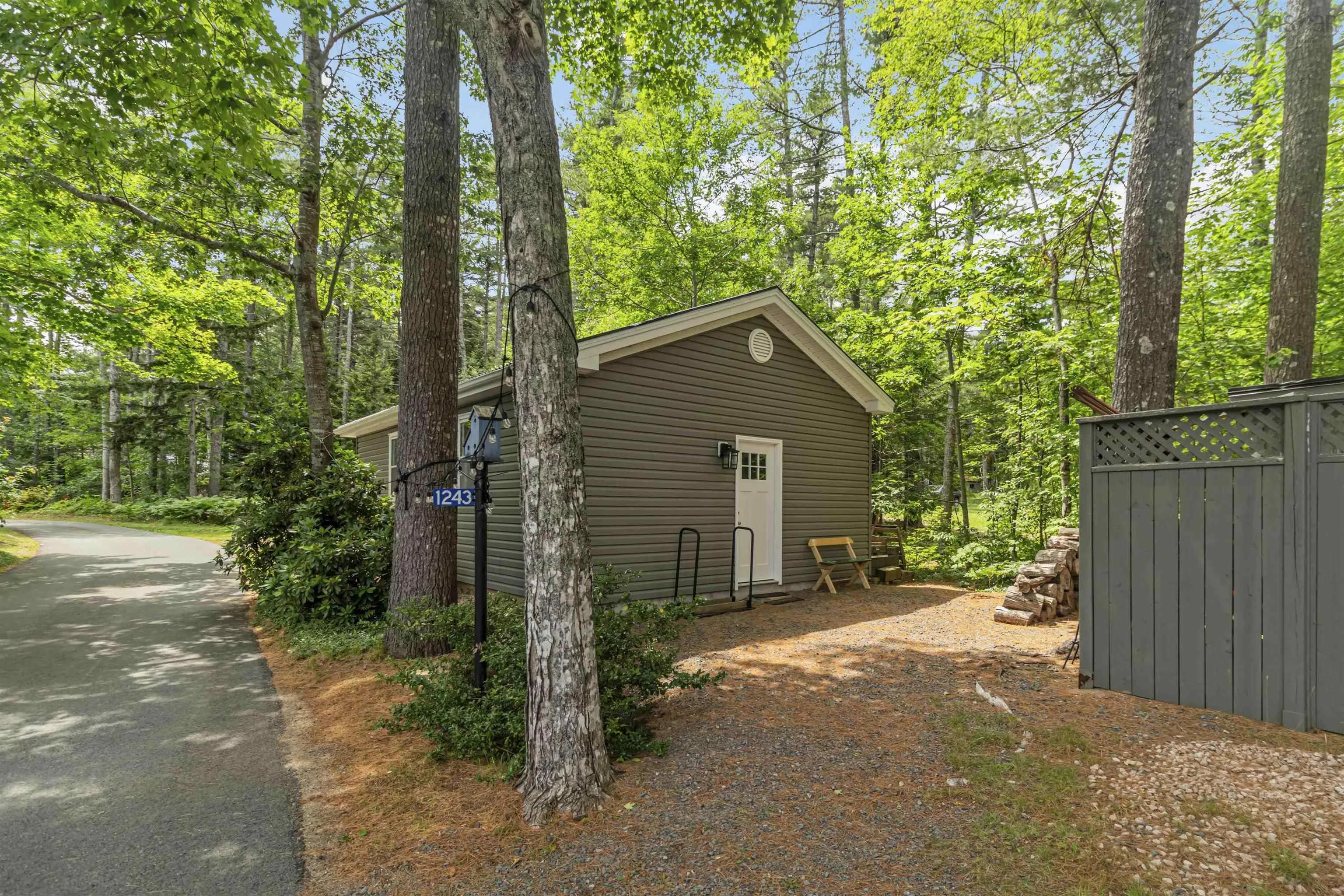 1243 Highway 331, Conquerall Bank, NS B0R 1G0, 3 Bedrooms Bedrooms, ,4 BathroomsBathrooms,Residential,For Sale,Highway 331,202518030