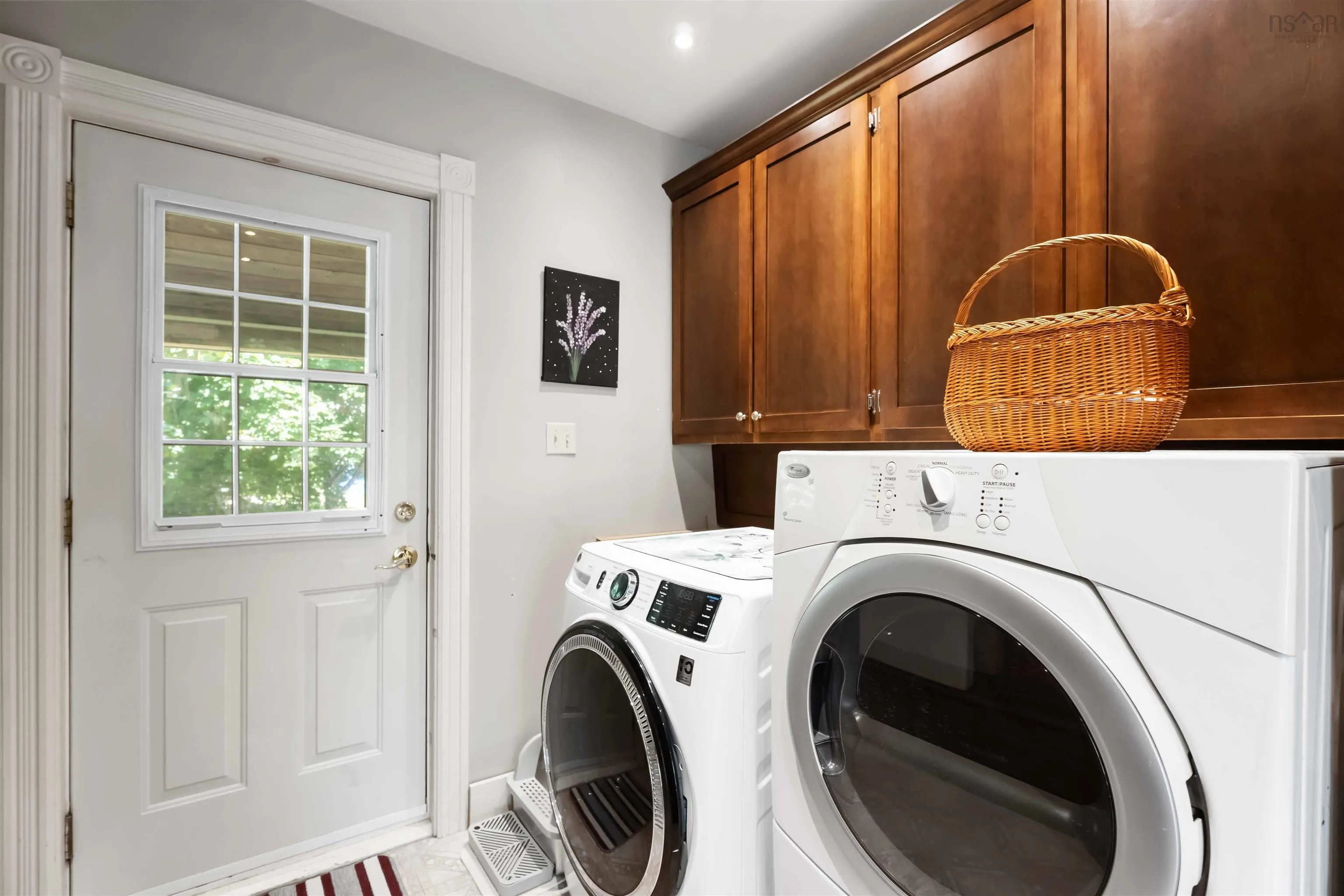 185 Commercial Street, Middleton, NS B0S 1P0, 6 Bedrooms Bedrooms, ,4 BathroomsBathrooms,Residential,For Sale,Commercial,202518918