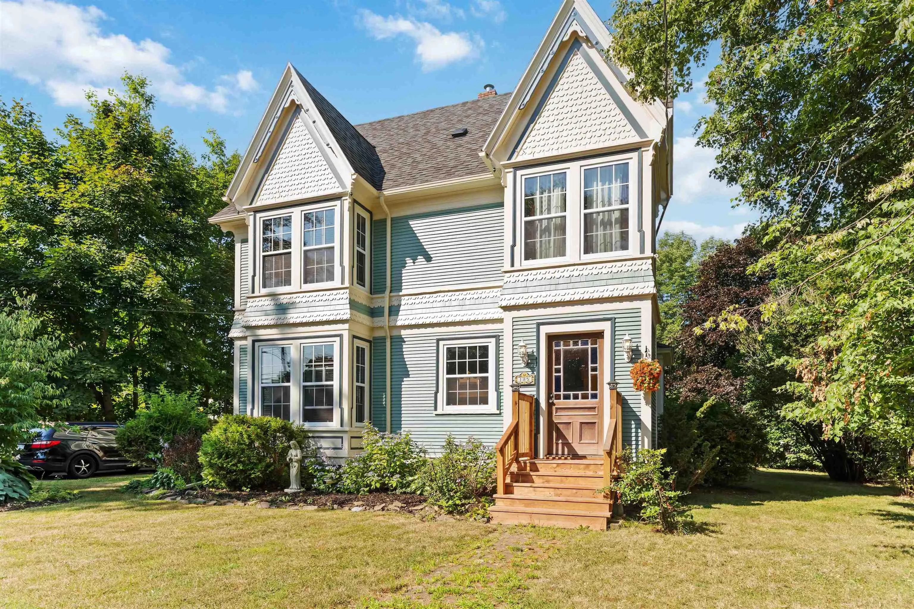 185 Commercial Street, Middleton, NS B0S 1P0, 6 Bedrooms Bedrooms, ,4 BathroomsBathrooms,Residential,For Sale,Commercial,202518918
