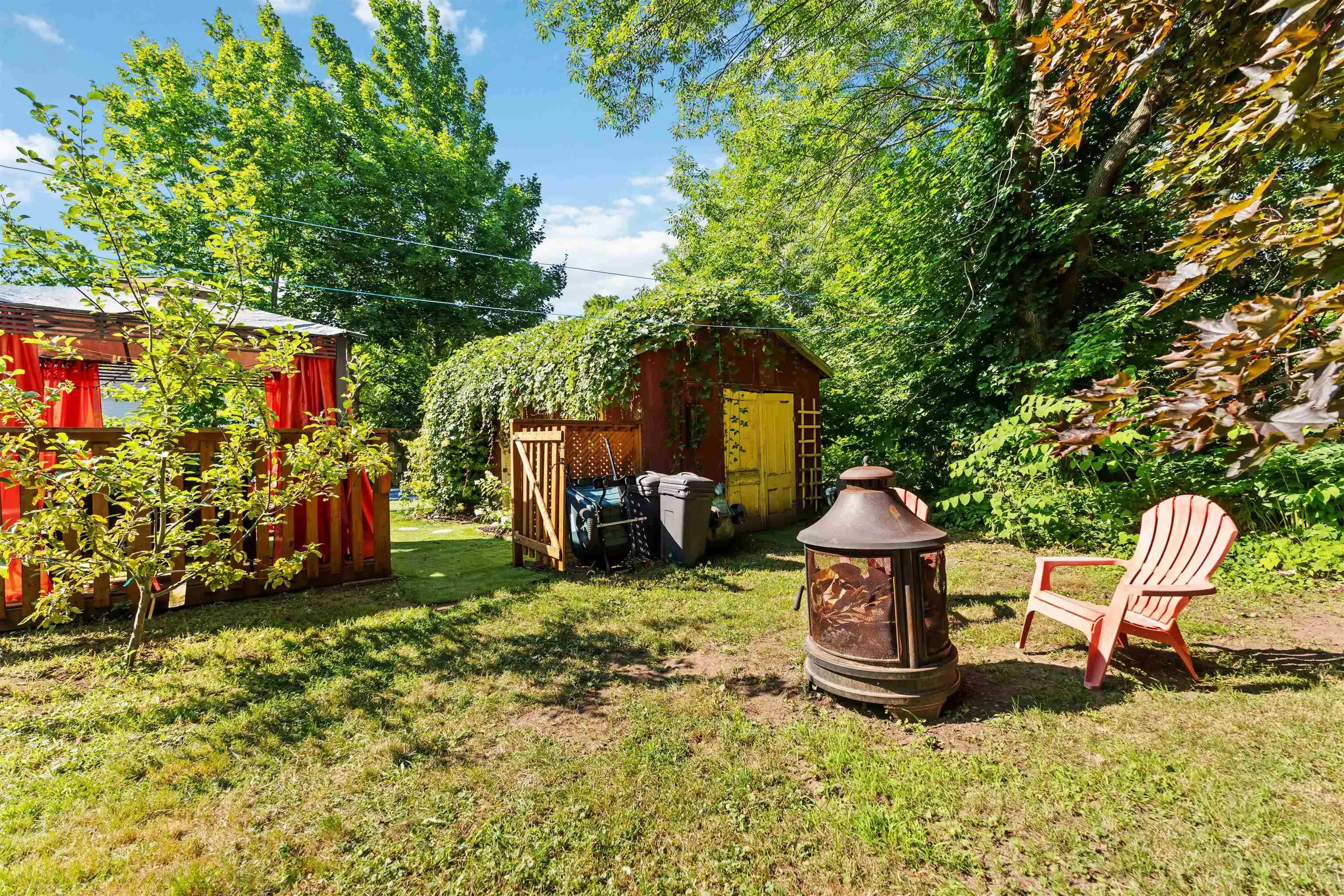 185 Commercial Street, Middleton, NS B0S 1P0, 6 Bedrooms Bedrooms, ,4 BathroomsBathrooms,Residential,For Sale,Commercial,202518918