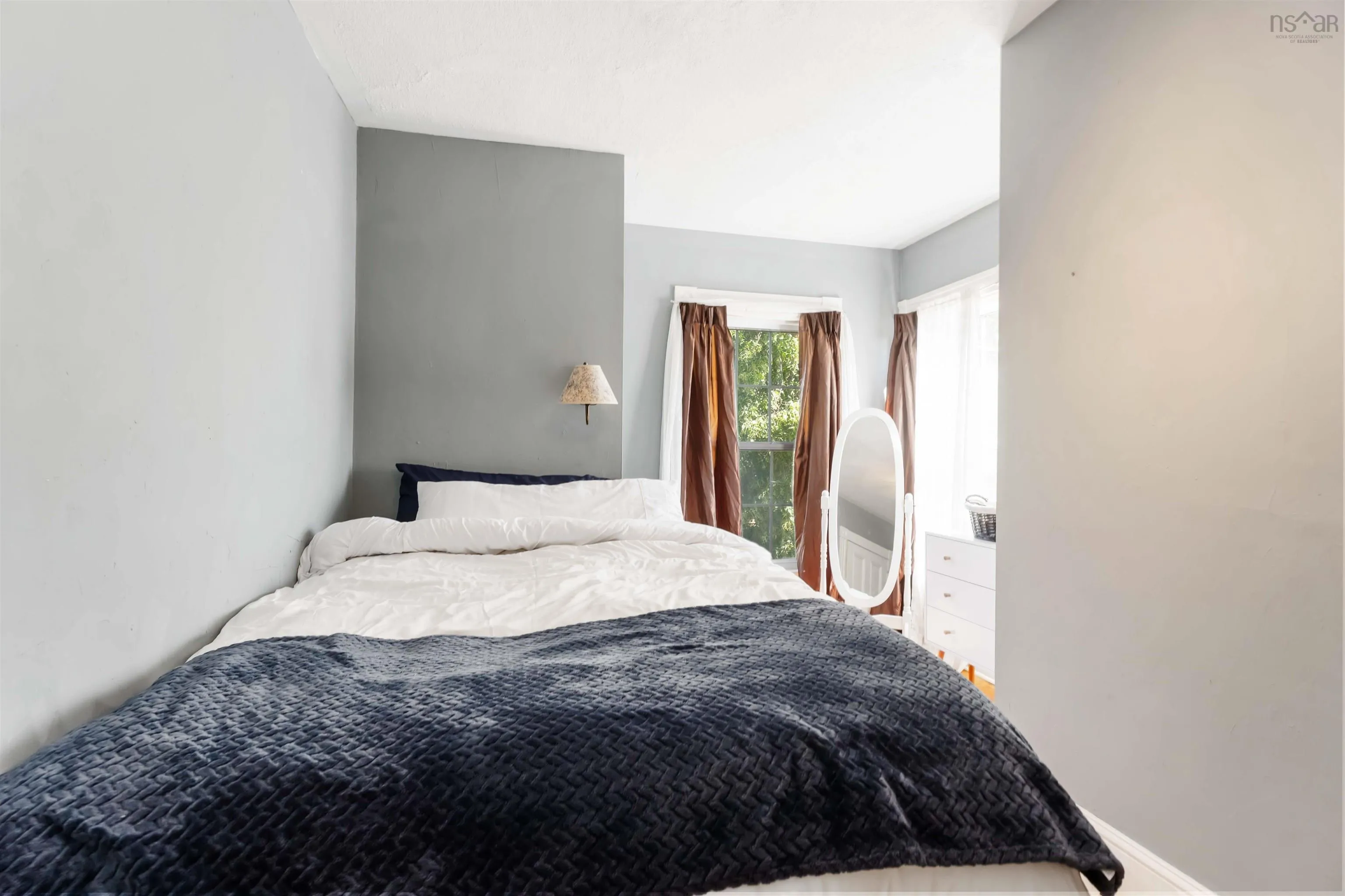 185 Commercial Street, Middleton, NS B0S 1P0, 6 Bedrooms Bedrooms, ,4 BathroomsBathrooms,Residential,For Sale,Commercial,202518918