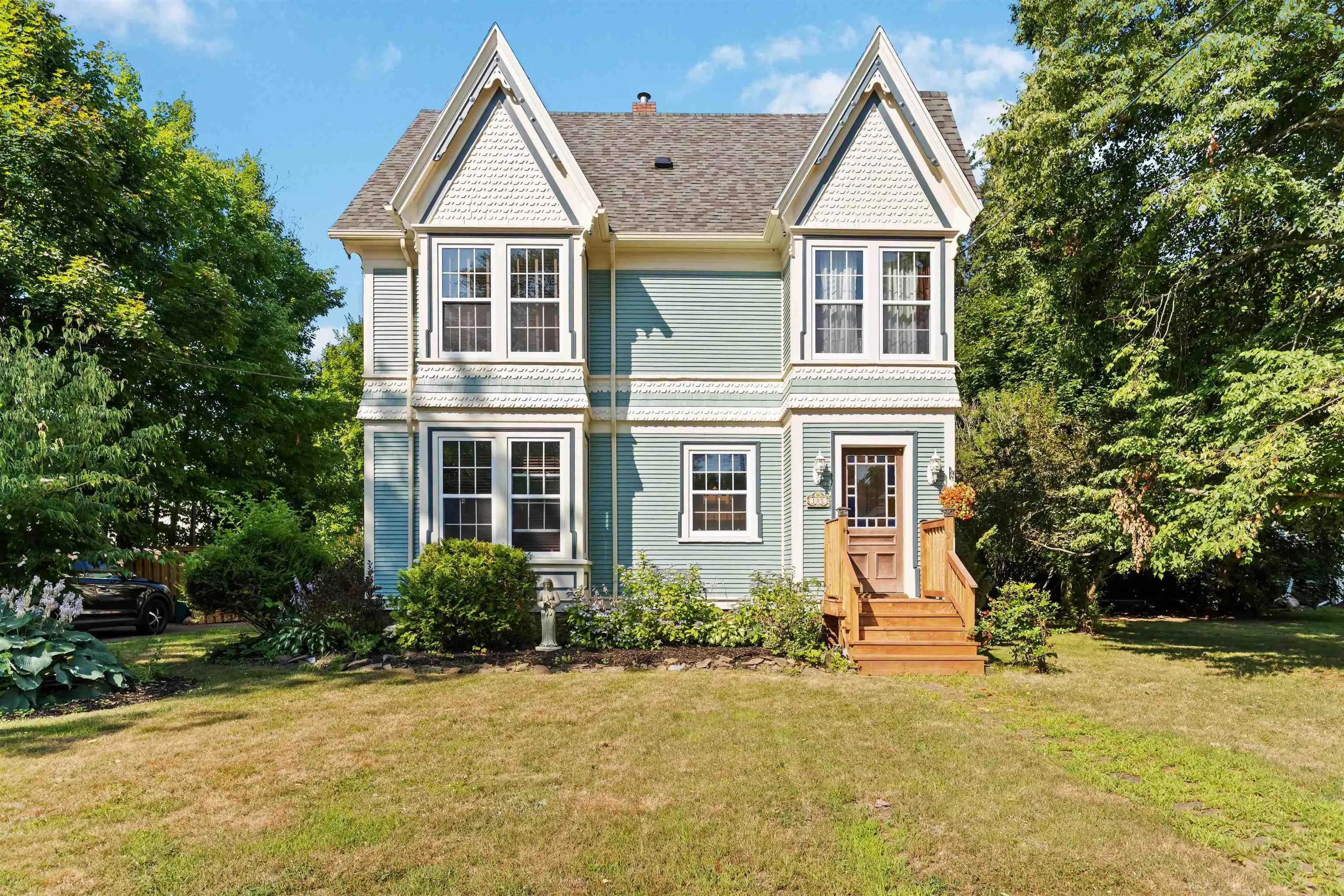 185 Commercial Street, Middleton, NS B0S 1P0, 6 Bedrooms Bedrooms, ,4 BathroomsBathrooms,Residential,For Sale,Commercial,202518918