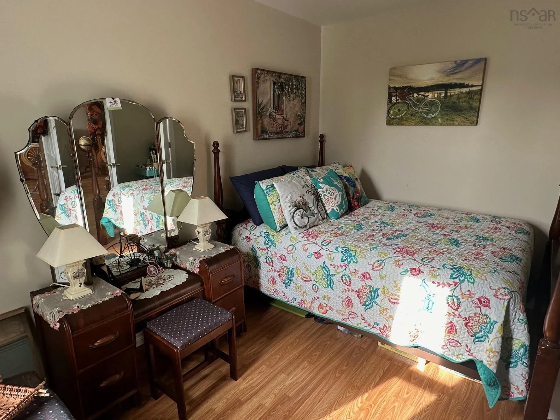 400 Elm Street, New Glasgow, NS B2H 1Z1, 8 Bedrooms Bedrooms, ,Residential Income,For Sale,Elm,202520107
