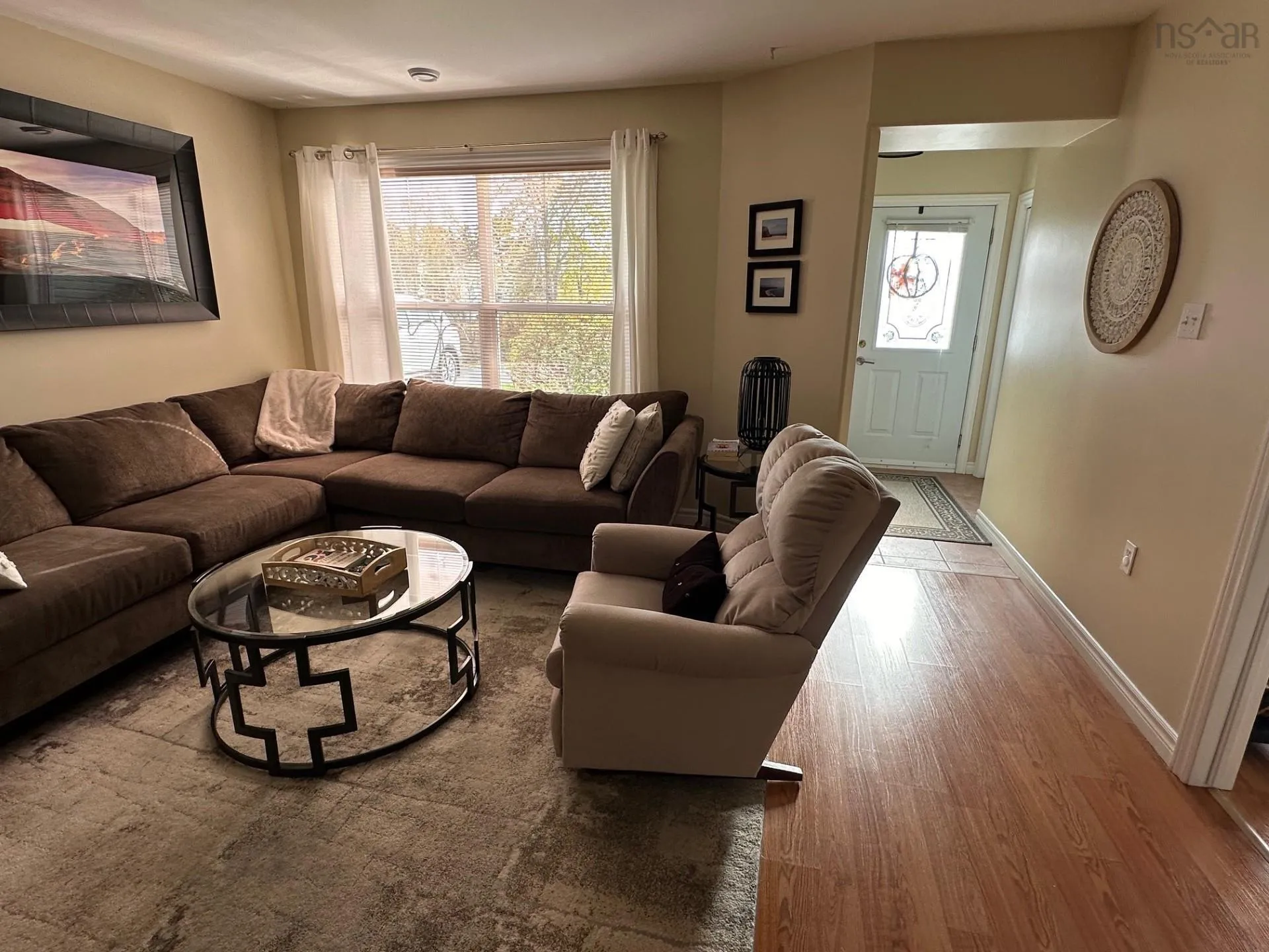 400 Elm Street, New Glasgow, NS B2H 1Z1, 8 Bedrooms Bedrooms, ,Residential Income,For Sale,Elm,202520107
