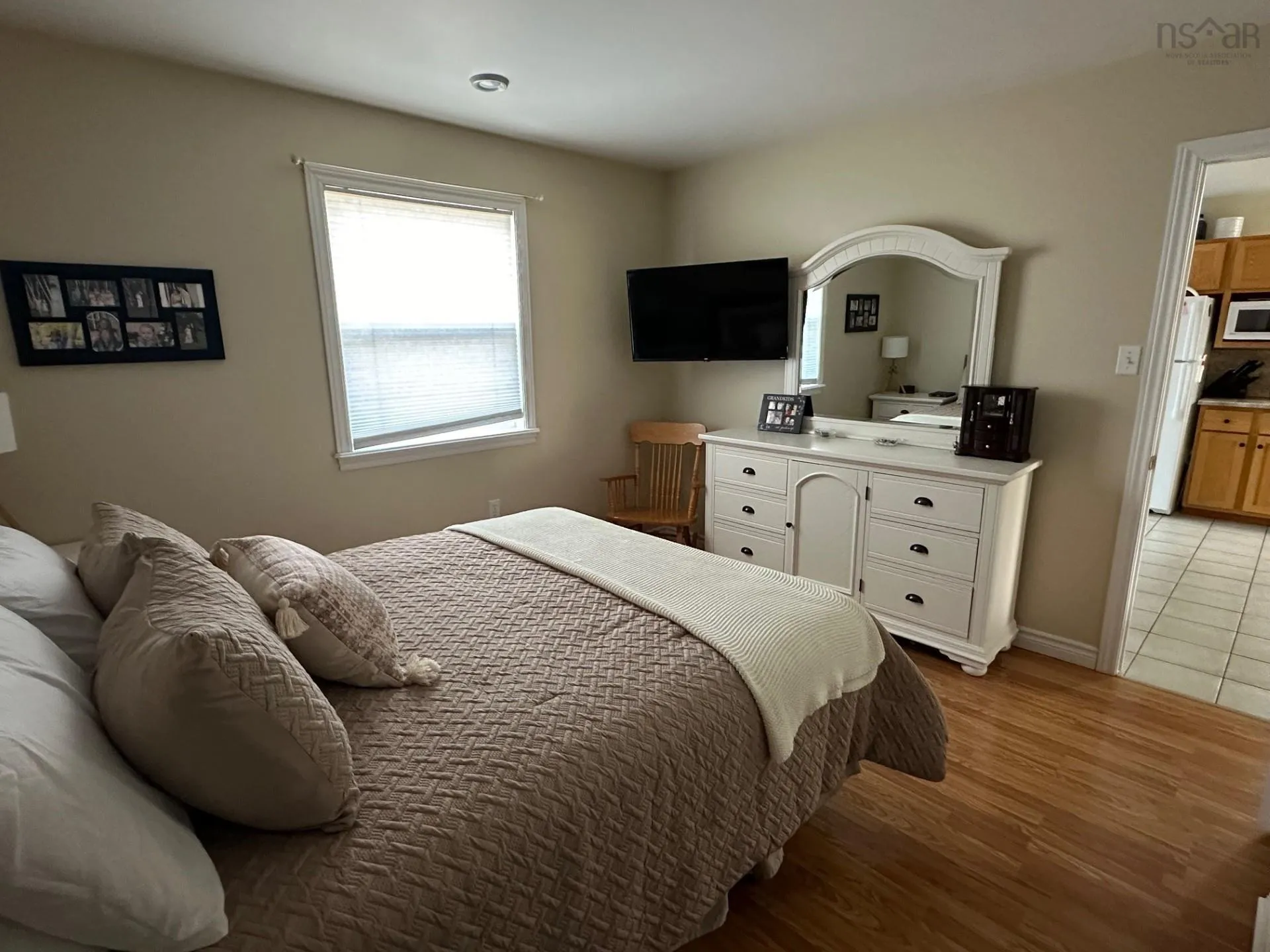 400 Elm Street, New Glasgow, NS B2H 1Z1, 8 Bedrooms Bedrooms, ,Residential Income,For Sale,Elm,202520107
