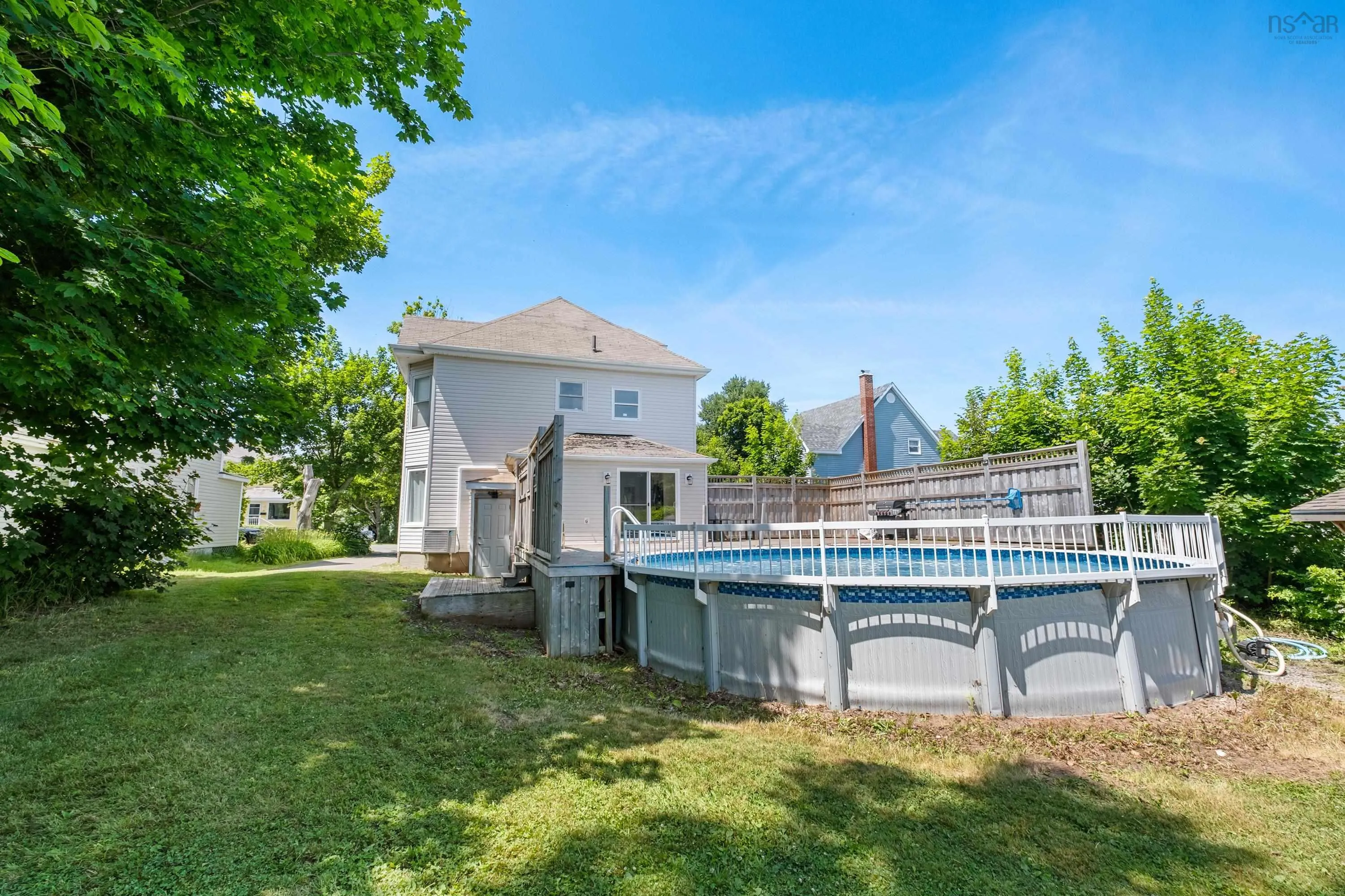 17 Beech Street, Sydney Mines, NS B1V 1H2, 4 Bedrooms Bedrooms, ,2 BathroomsBathrooms,Residential,For Sale,Beech Street,202517631