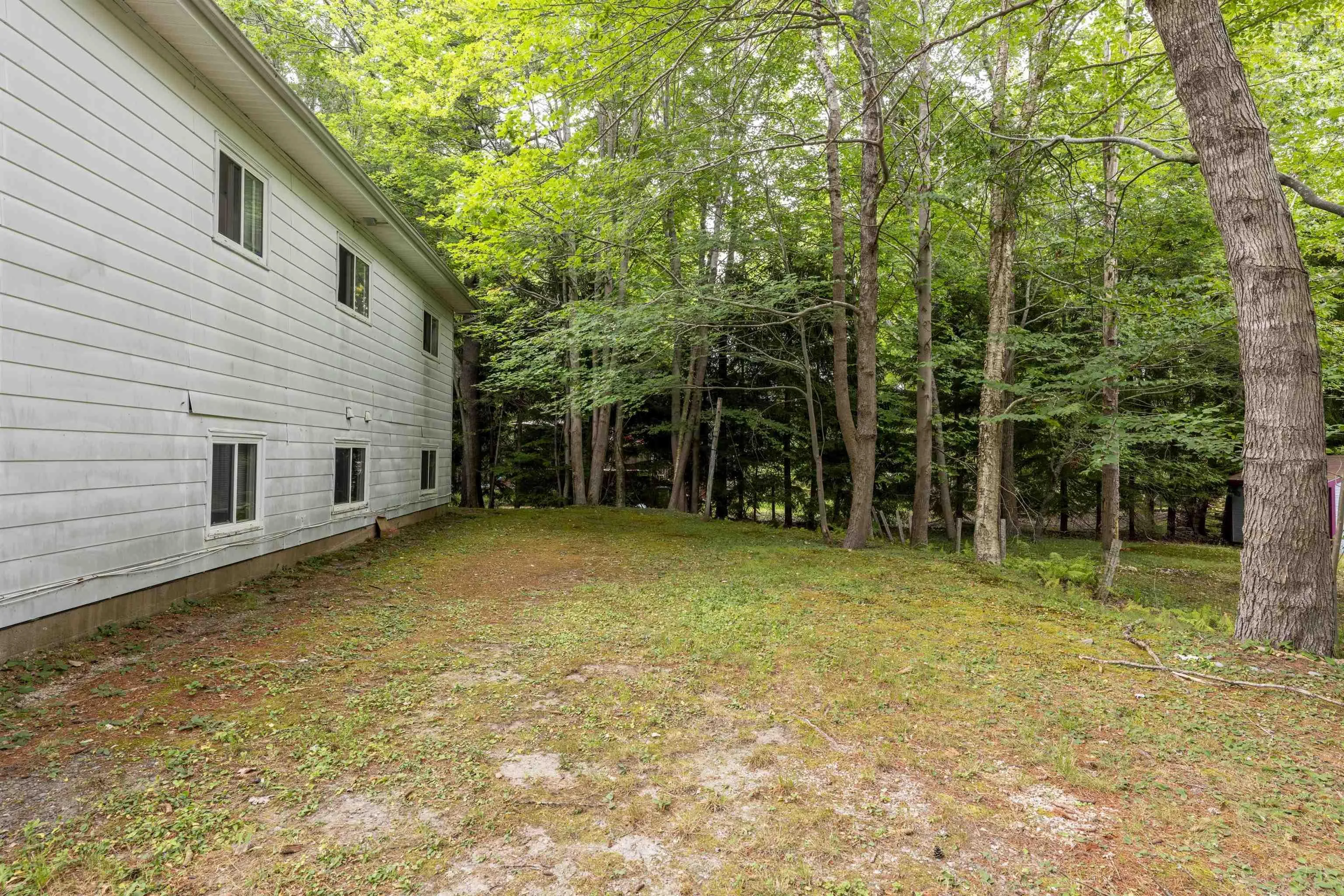 55 Medway Street Lot 65, Bridgewater, NS B4V 1K3, 8 Bedrooms Bedrooms, ,Residential Income,For Sale,Medway,202521024