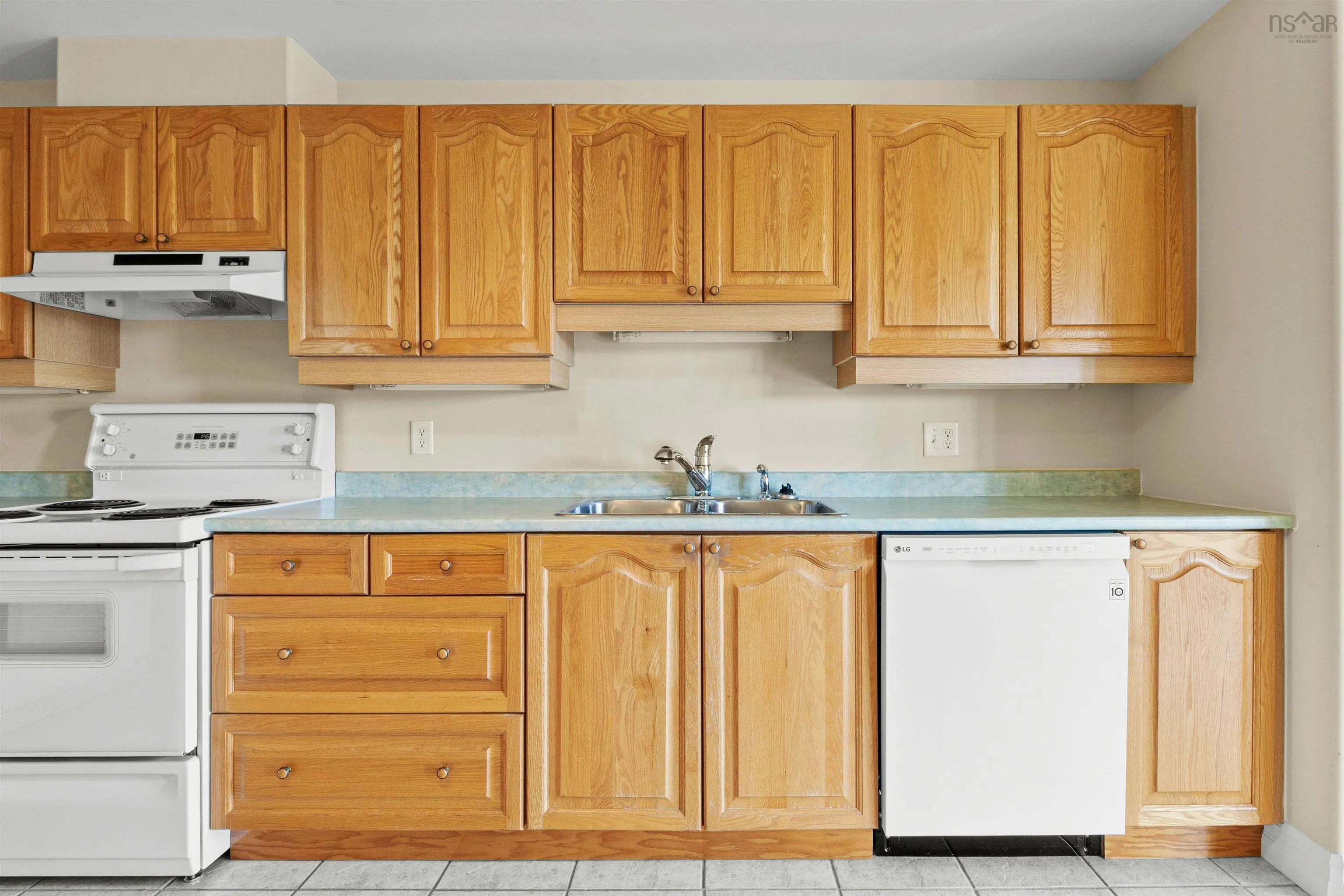301-429 Parkland Drive, Halifax, NS B3S 1L3, 2 Bedrooms Bedrooms, ,2 BathroomsBathrooms,Residential,For Sale,Parkland,202520561