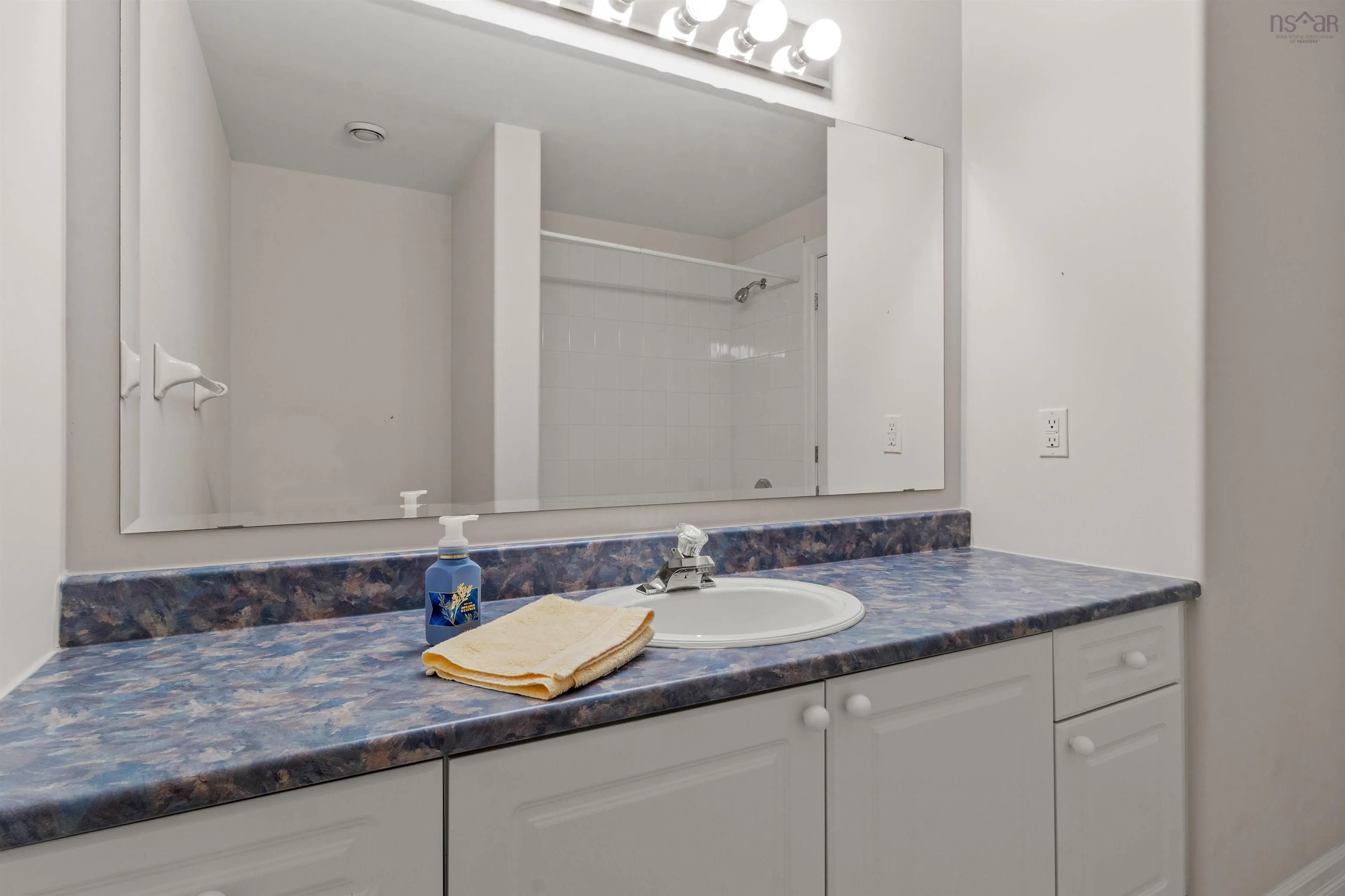301-429 Parkland Drive, Halifax, NS B3S 1L3, 2 Bedrooms Bedrooms, ,2 BathroomsBathrooms,Residential,For Sale,Parkland,202520561