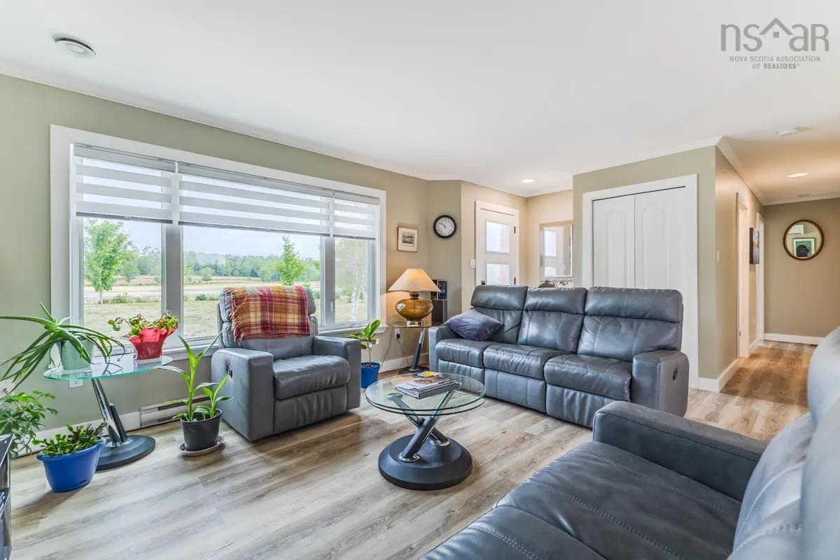 7048 Hwy 2, Portapique, NS B0M 1B0, 3 Bedrooms Bedrooms, ,1 BathroomBathrooms,Residential,For Sale,Hwy 2,202520982