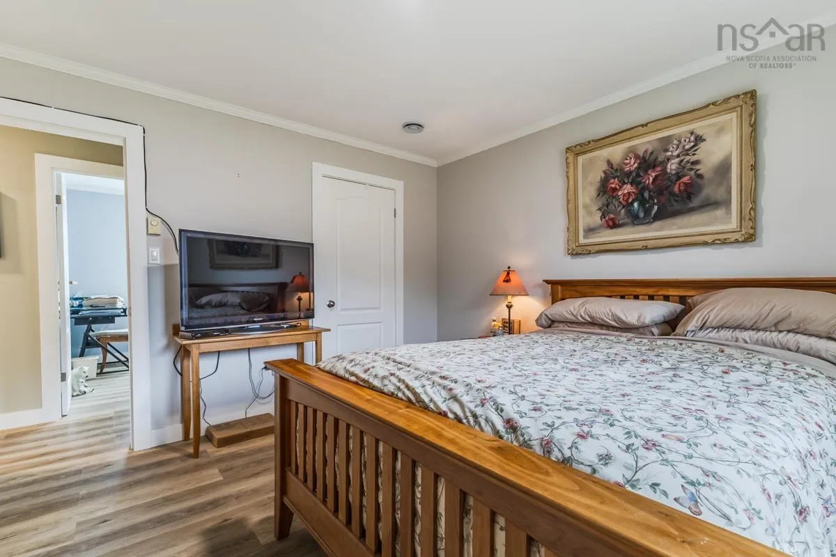 7048 Hwy 2, Portapique, NS B0M 1B0, 3 Bedrooms Bedrooms, ,1 BathroomBathrooms,Residential,For Sale,Hwy 2,202520982