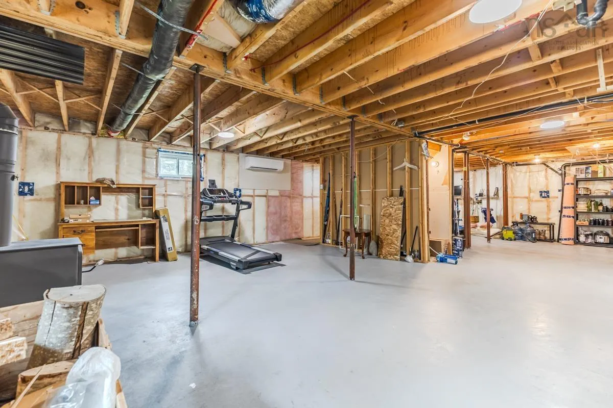 7048 Hwy 2, Portapique, NS B0M 1B0, 3 Bedrooms Bedrooms, ,1 BathroomBathrooms,Residential,For Sale,Hwy 2,202520982