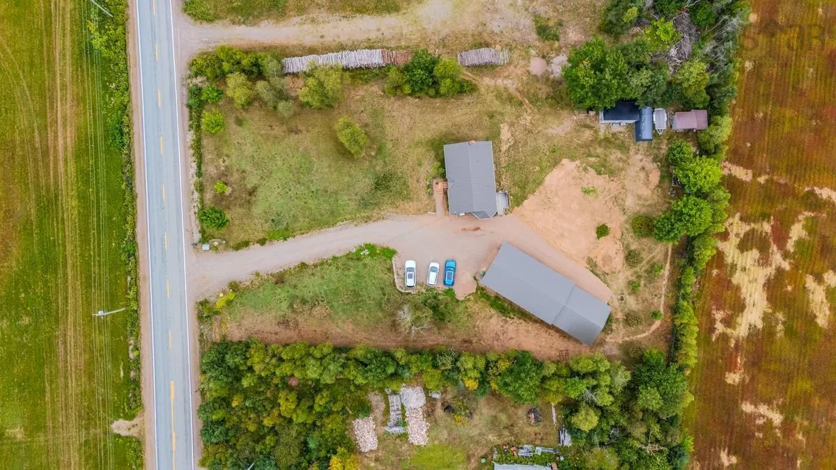 7048 Hwy 2, Portapique, NS B0M 1B0, 3 Bedrooms Bedrooms, ,1 BathroomBathrooms,Residential,For Sale,Hwy 2,202520982