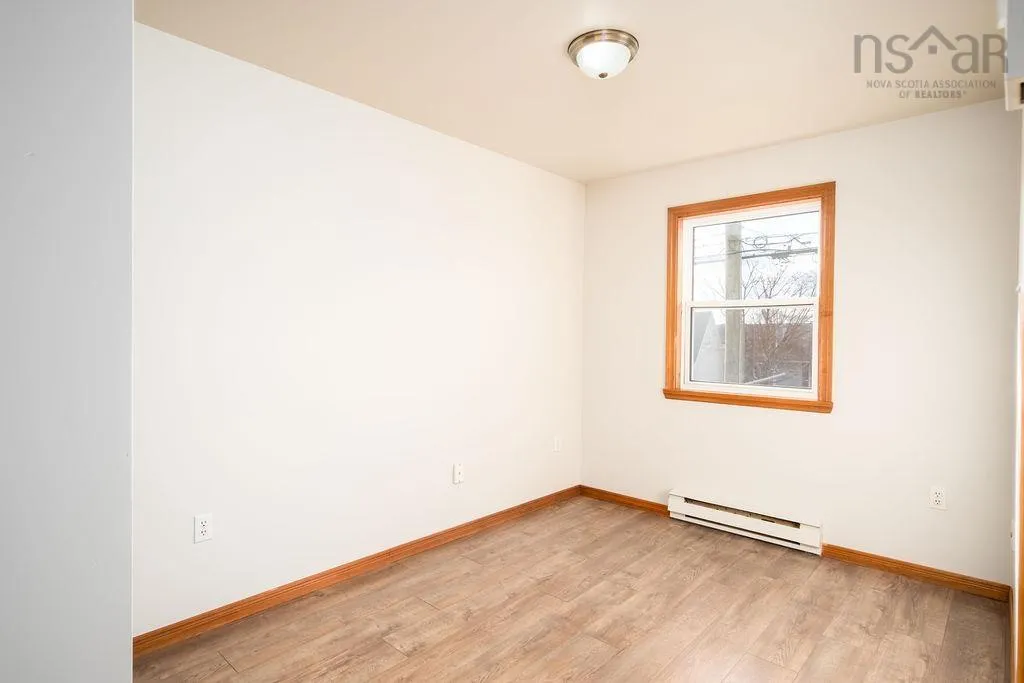 704 Queen Street, Port Hawkesbury, NS B9A 2W8, 6 Bedrooms Bedrooms, ,Residential Income,For Sale,Queen,202523486