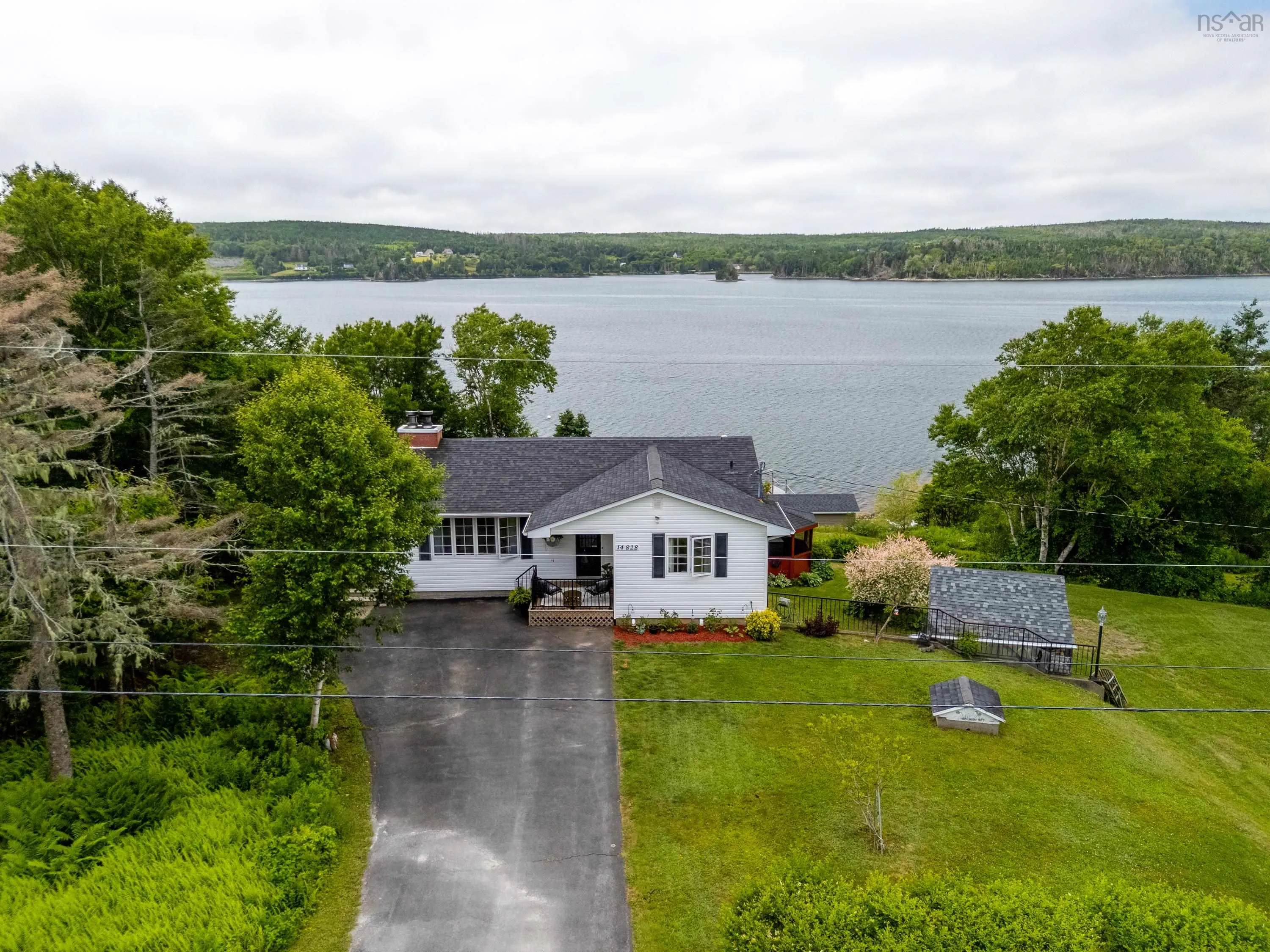 14828 Highway 7, East Ship Harbour, NS B0J 3H0, 3 Bedrooms Bedrooms, ,2 BathroomsBathrooms,Residential,For Sale,Highway 7,202517937