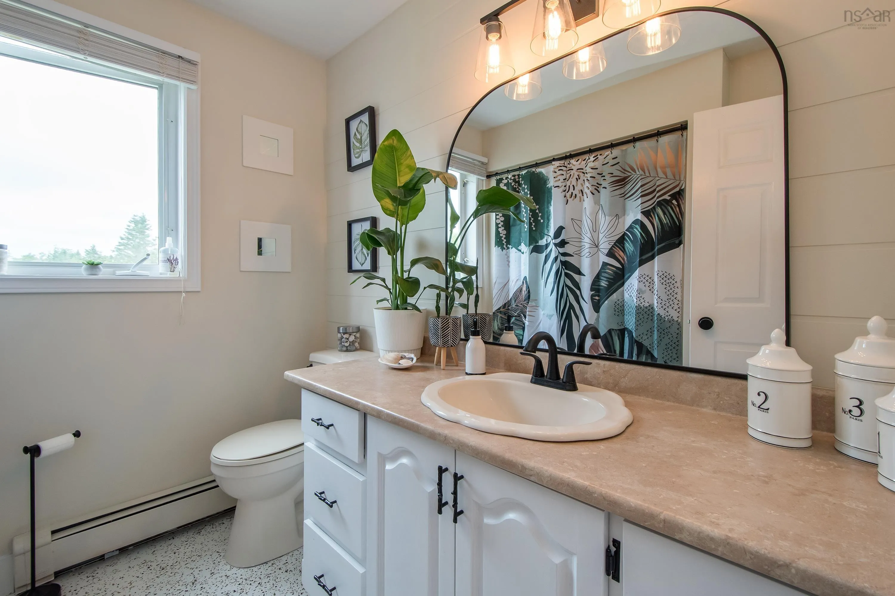 14828 Highway 7, East Ship Harbour, NS B0J 3H0, 3 Bedrooms Bedrooms, ,2 BathroomsBathrooms,Residential,For Sale,Highway 7,202517937