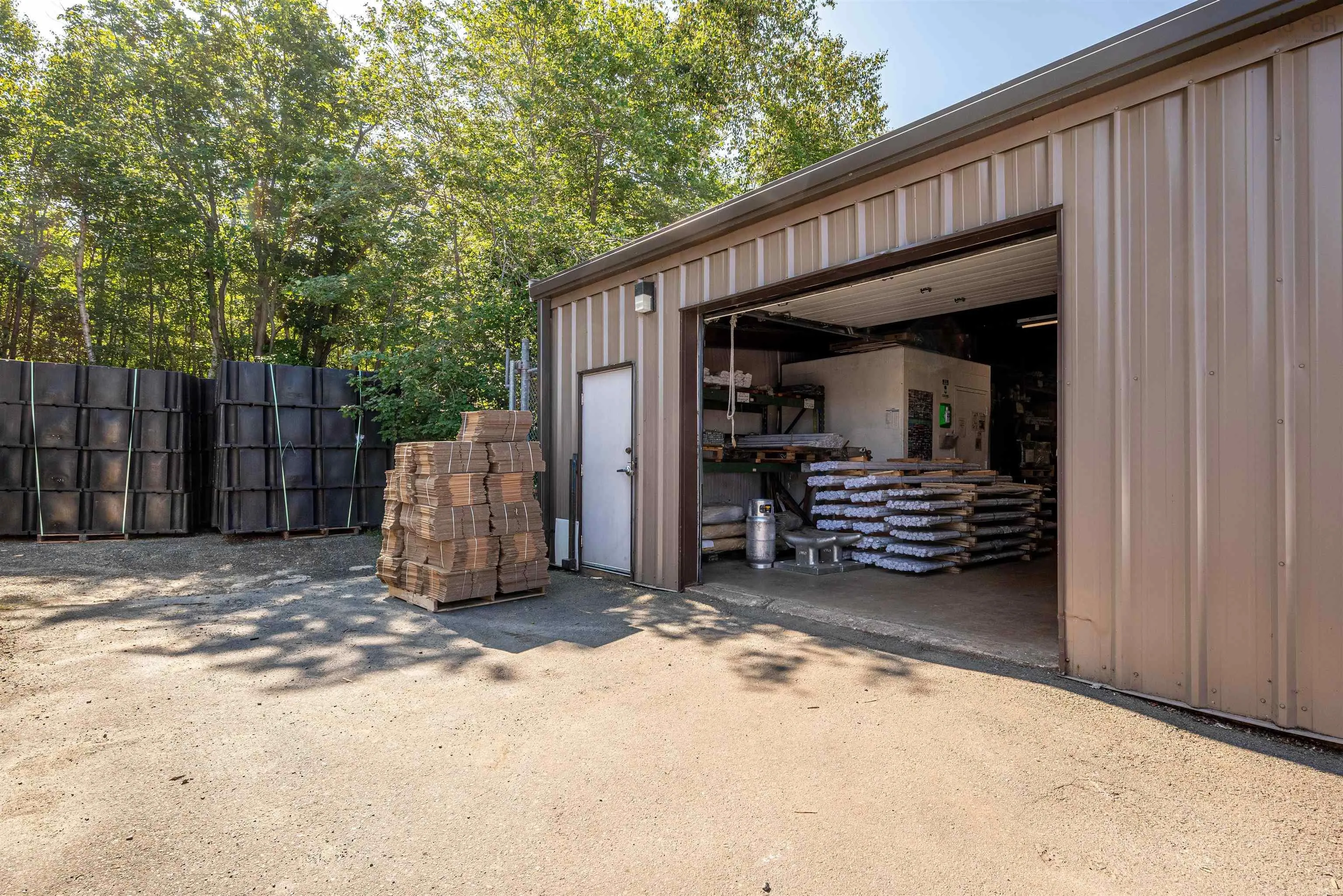 6 & 11 Waddell Avenue, Dartmouth, NS B3B 1K3, ,Commercial Sale,For Sale,Waddell,202511674