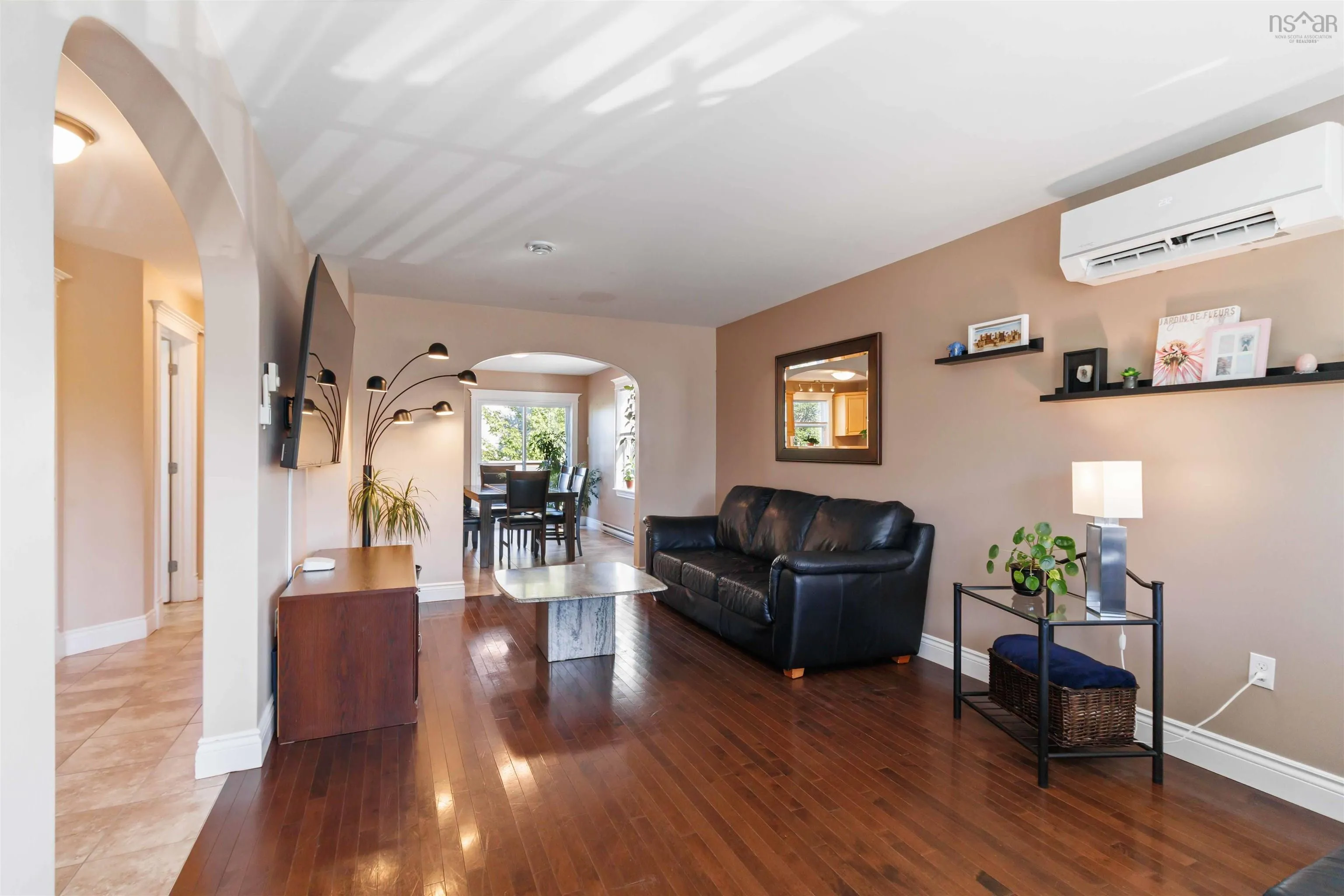 77 St Clair Avenue, Dartmouth, NS B2X 0B2, 3 Bedrooms Bedrooms, ,4 BathroomsBathrooms,Residential,For Sale,St Clair,202520476