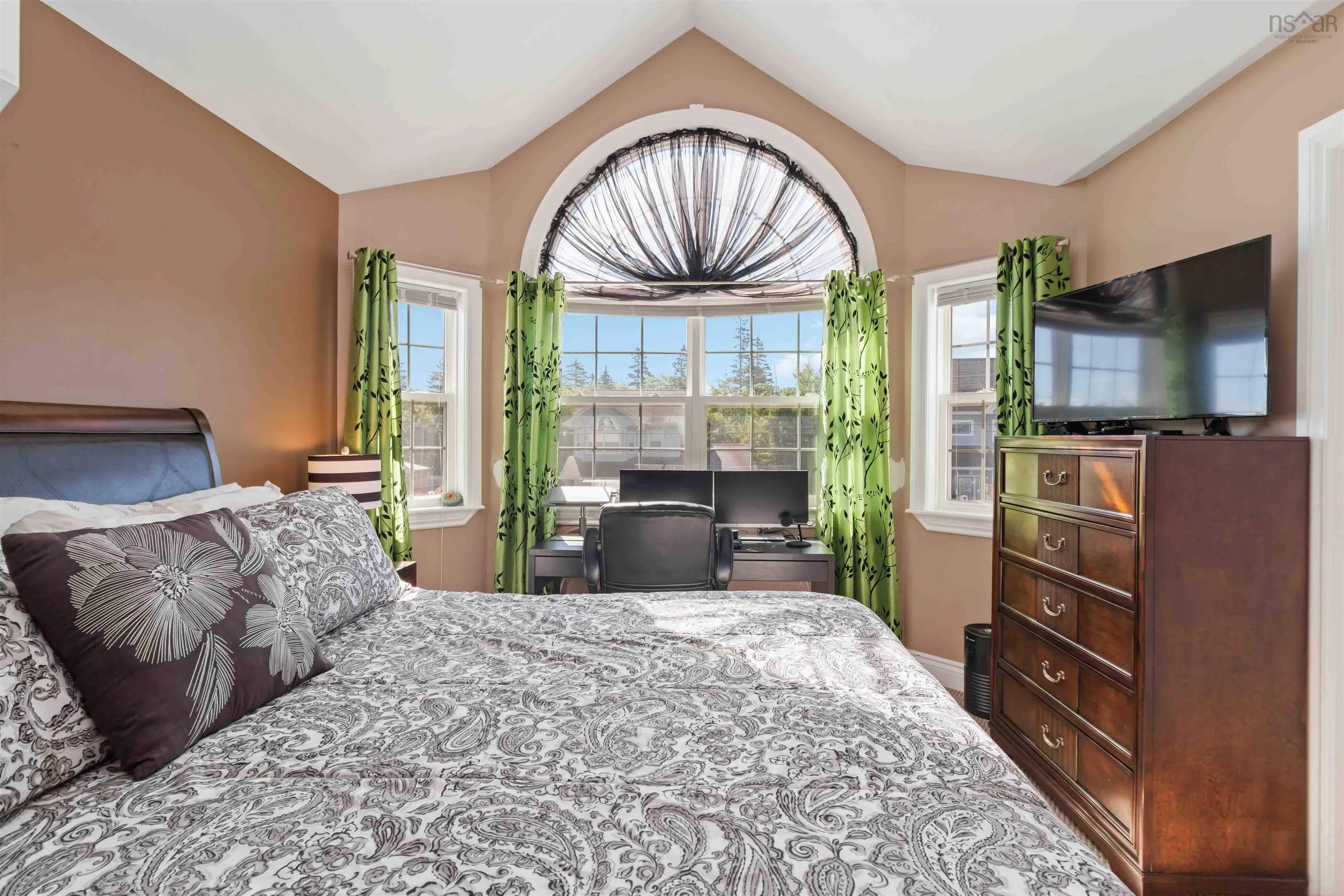 77 St Clair Avenue, Dartmouth, NS B2X 0B2, 3 Bedrooms Bedrooms, ,4 BathroomsBathrooms,Residential,For Sale,St Clair,202520476