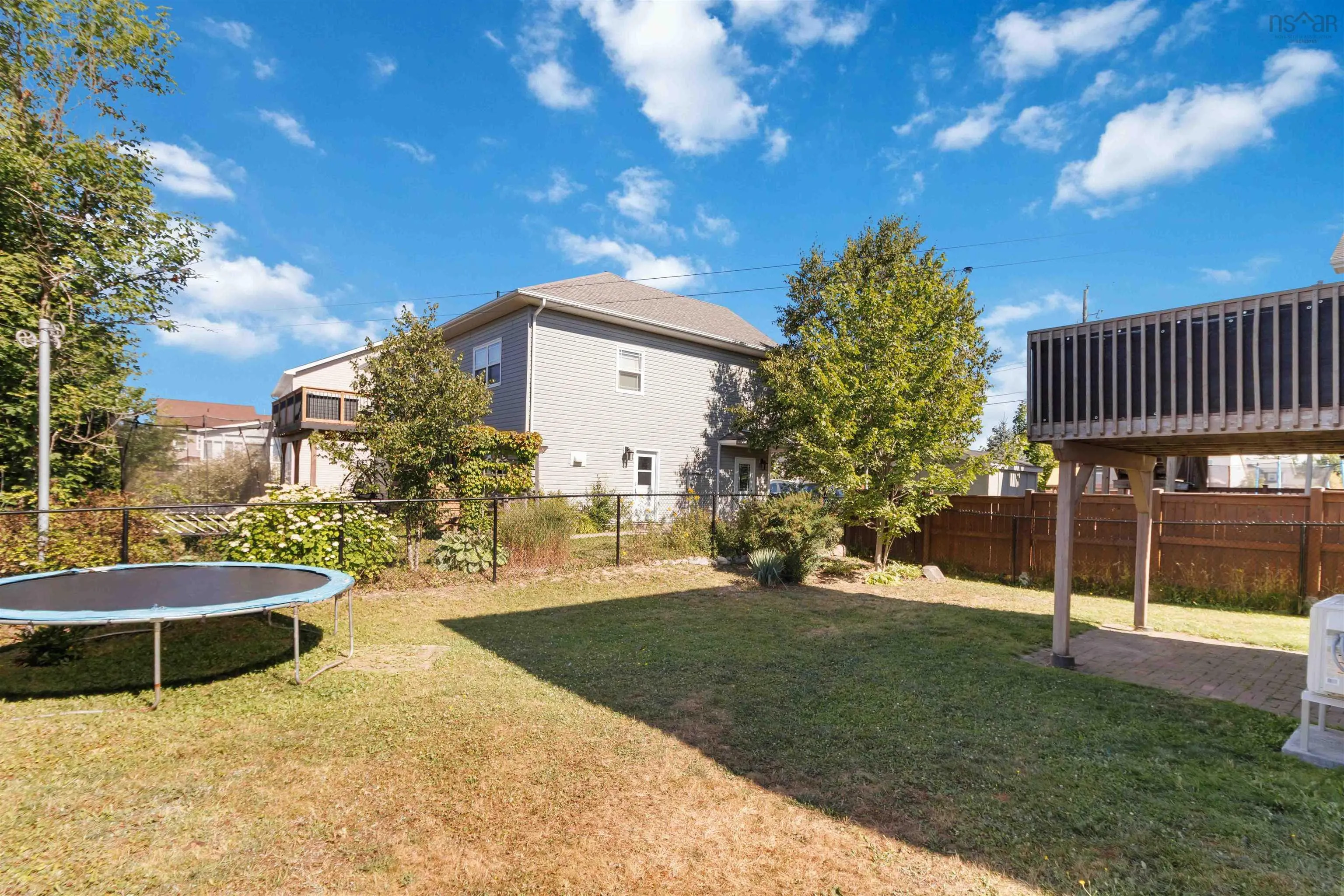 77 St Clair Avenue, Dartmouth, NS B2X 0B2, 3 Bedrooms Bedrooms, ,4 BathroomsBathrooms,Residential,For Sale,St Clair,202520476