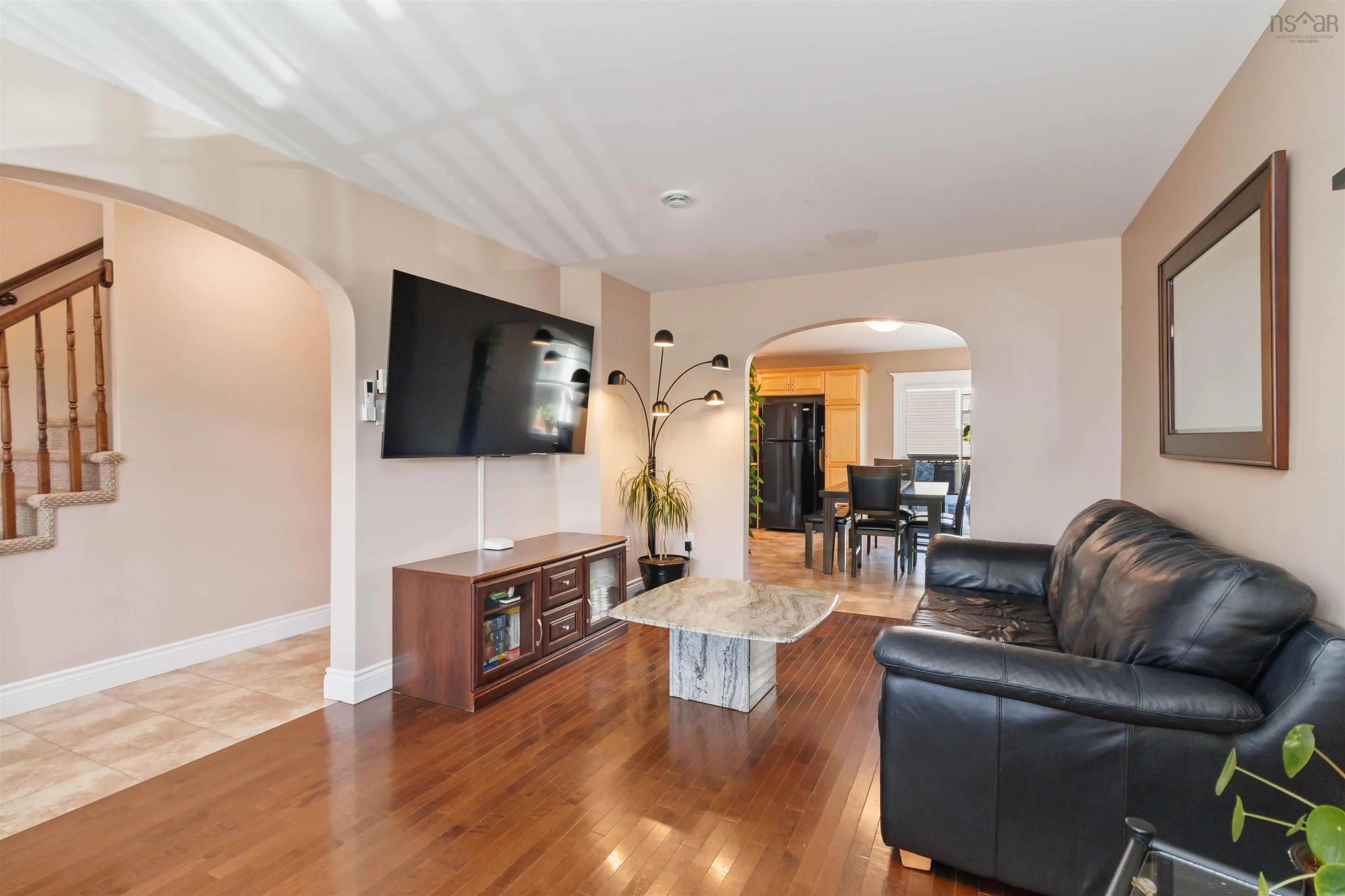 77 St Clair Avenue, Dartmouth, NS B2X 0B2, 3 Bedrooms Bedrooms, ,4 BathroomsBathrooms,Residential,For Sale,St Clair,202520476