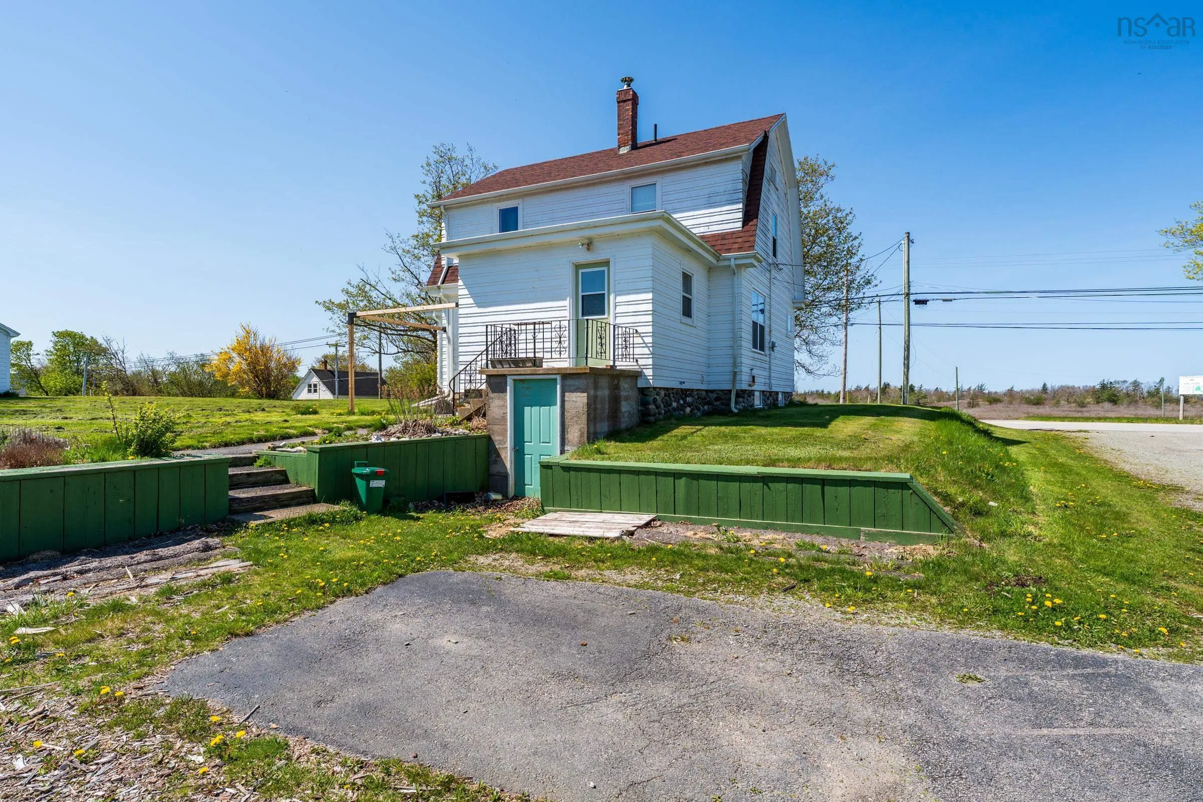 8882 Highway 1, Meteghan River Ns B0w 2l0, 3 Bedrooms Bedrooms, ,2 BathroomsBathrooms,Residential,For Sale,Highway 1,202501422