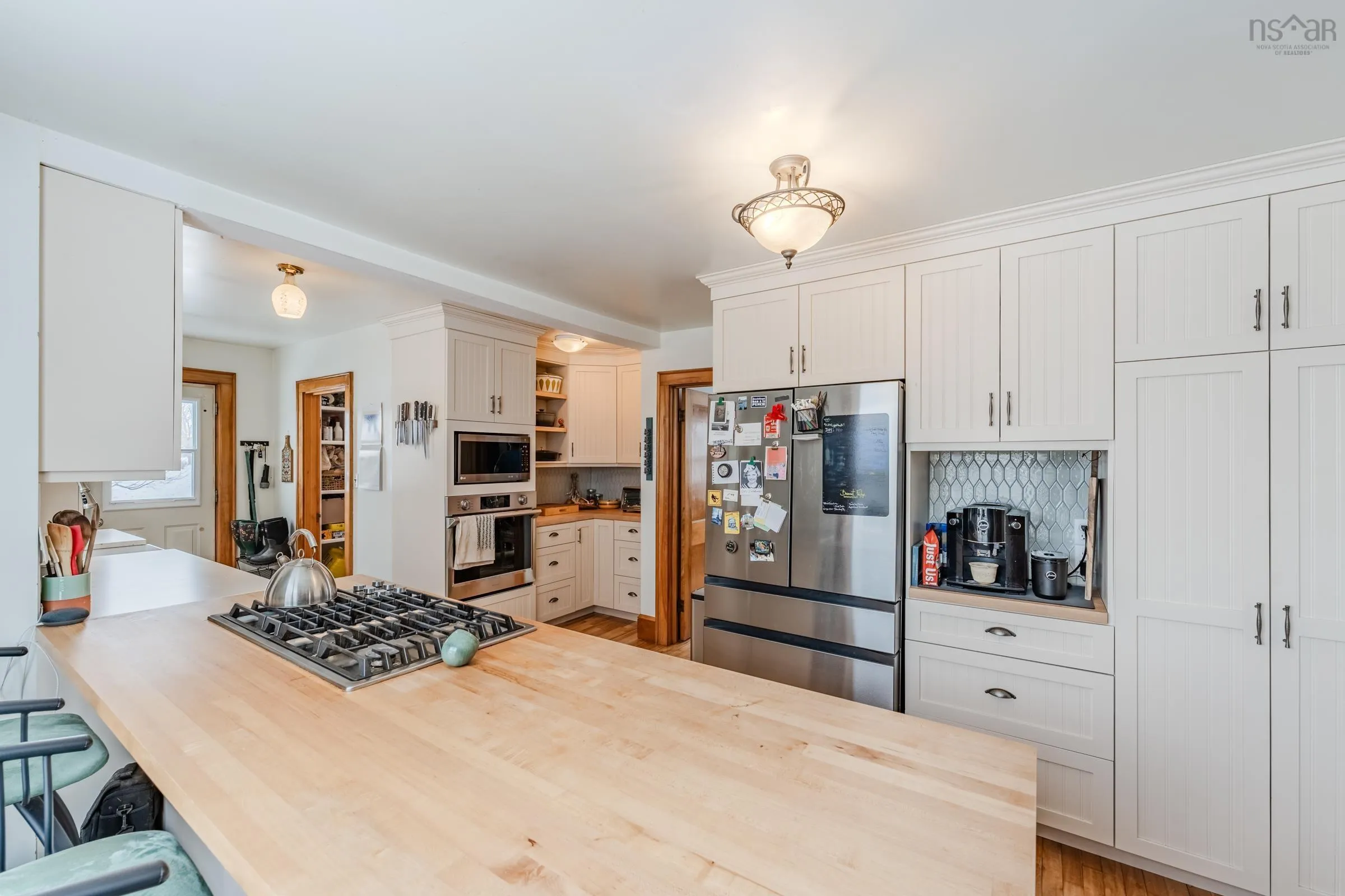 8882 Highway 1, Meteghan River Ns B0w 2l0, 3 Bedrooms Bedrooms, ,2 BathroomsBathrooms,Residential,For Sale,Highway 1,202501422